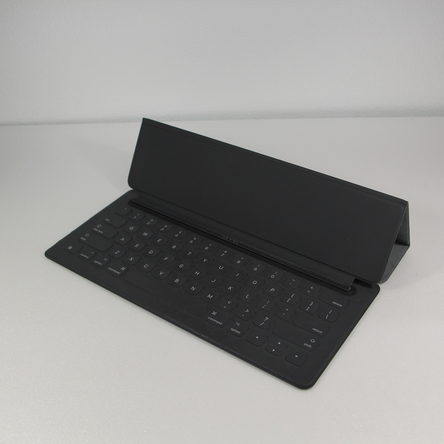 12.9インチ iPad Pro用 Smart Keyboard 英語配列 MJYR2AM／A