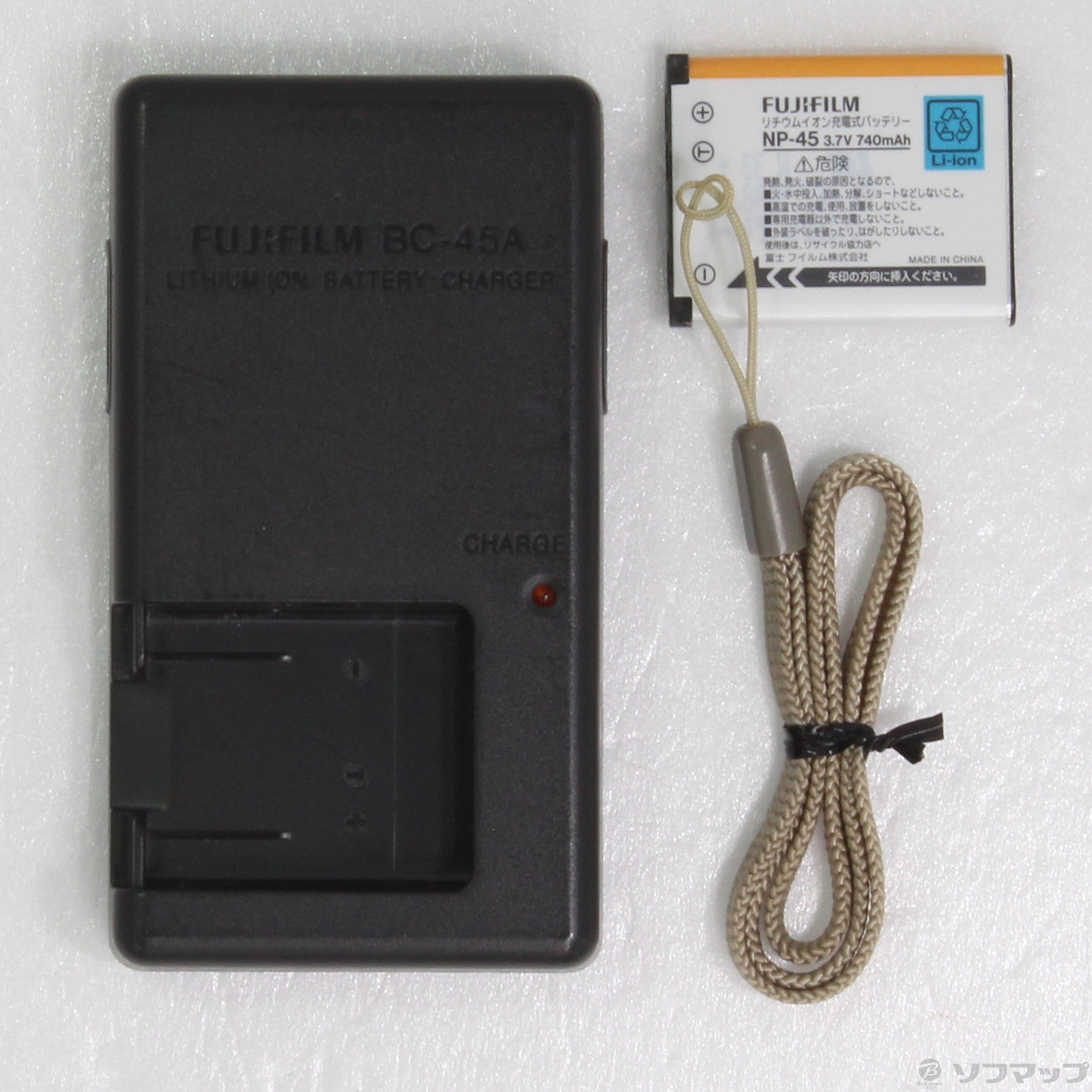 中古】FinePix J10 (815万画素／シルバー) [2133034603560] - リコレ