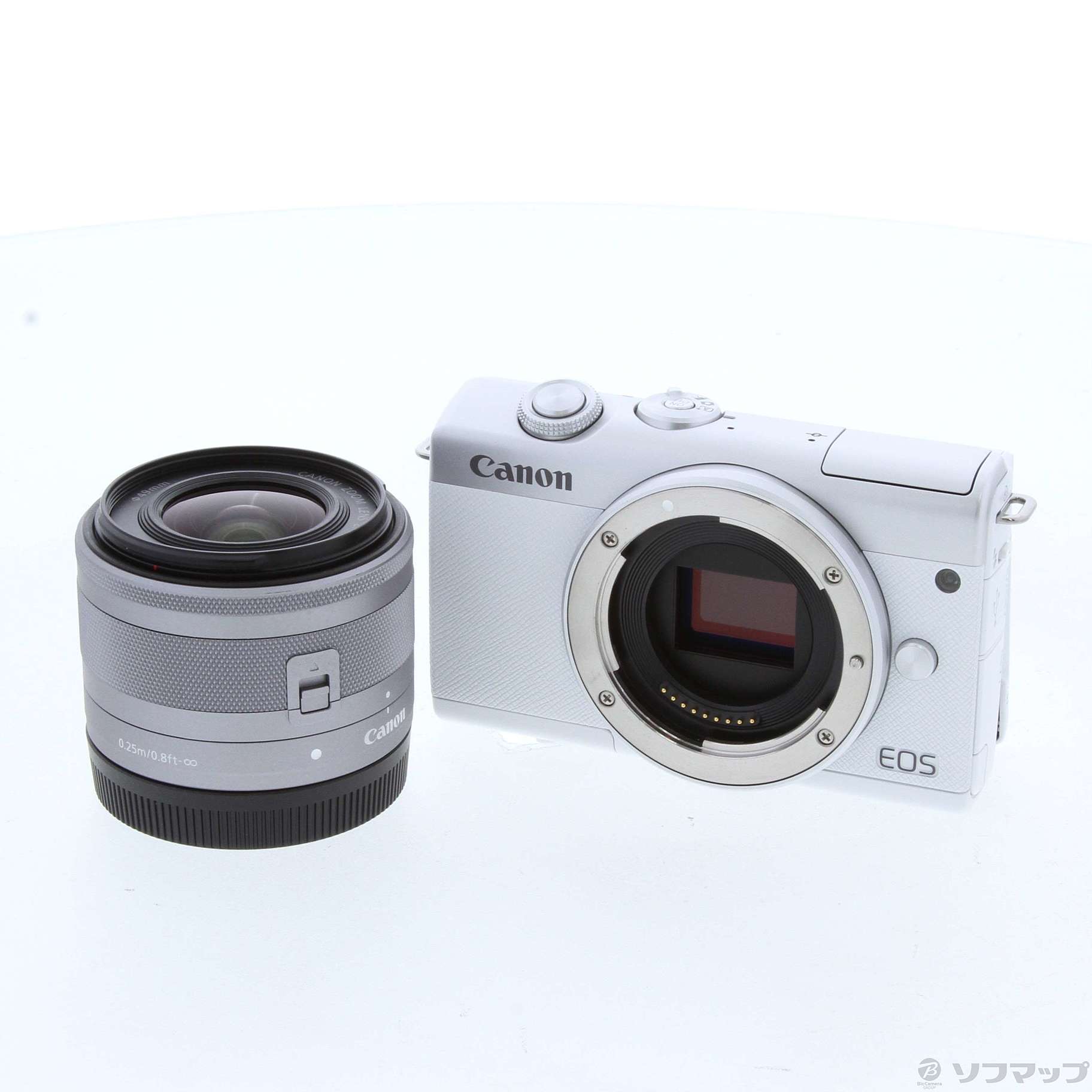 〔展示品〕 EOS M200 EF-M15-45 IS STM レンズキット ホワイト ◇10/11(月)値下げ！