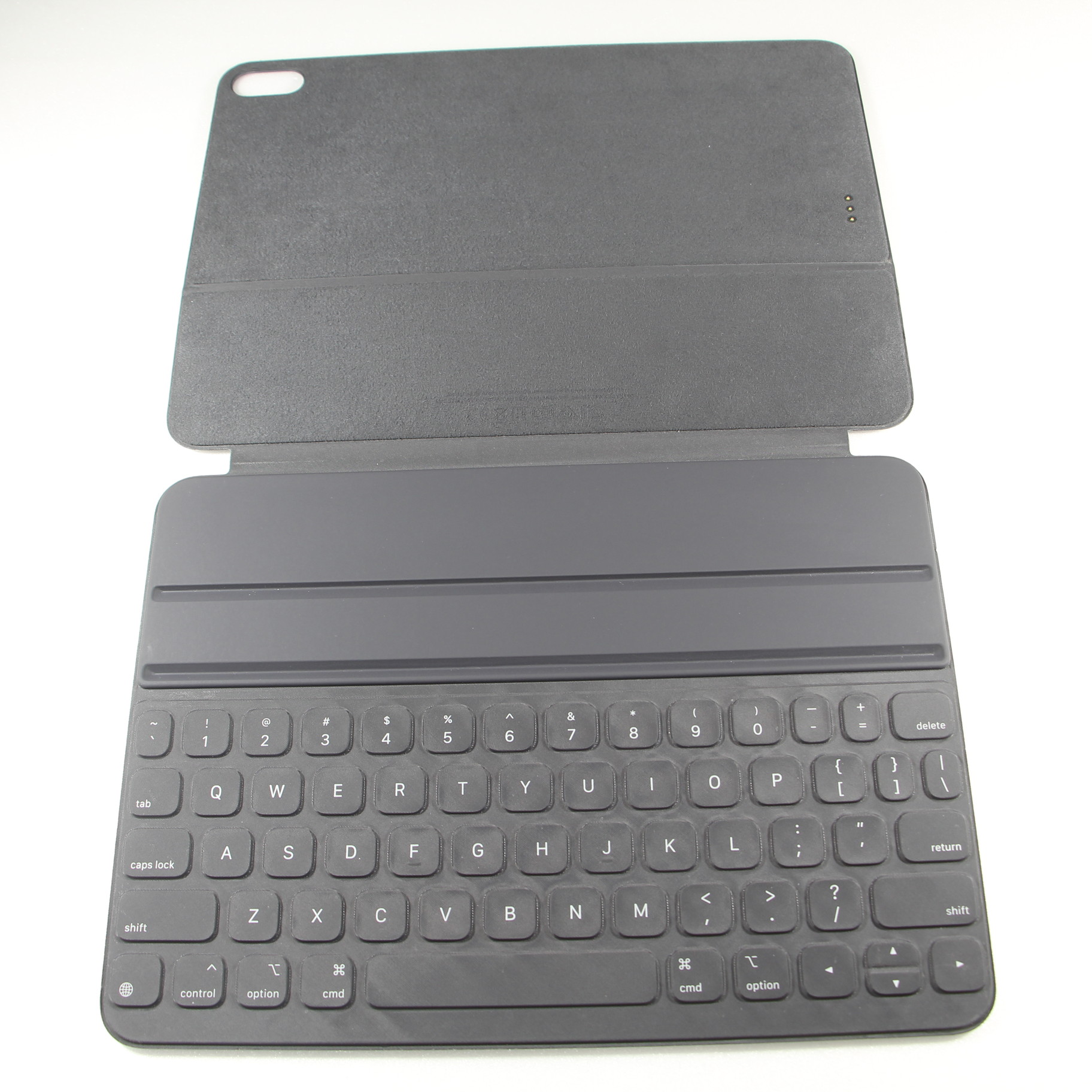 11インチ iPad Pro用 Smart Keyboard Folio 英語配列 MU8G2LL／A