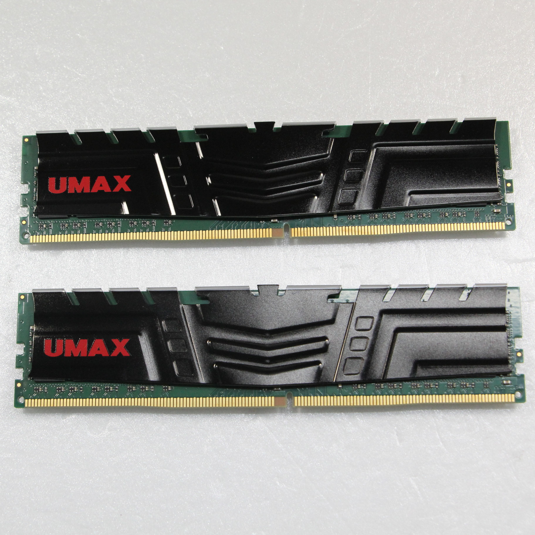 PCパーツ UMAX DCDDR4-2666-16GB HS  (8GBx2) Amazon.co.jp: UMAX(ユーマックス) DCDDR4-2666-8GB HS : Computers