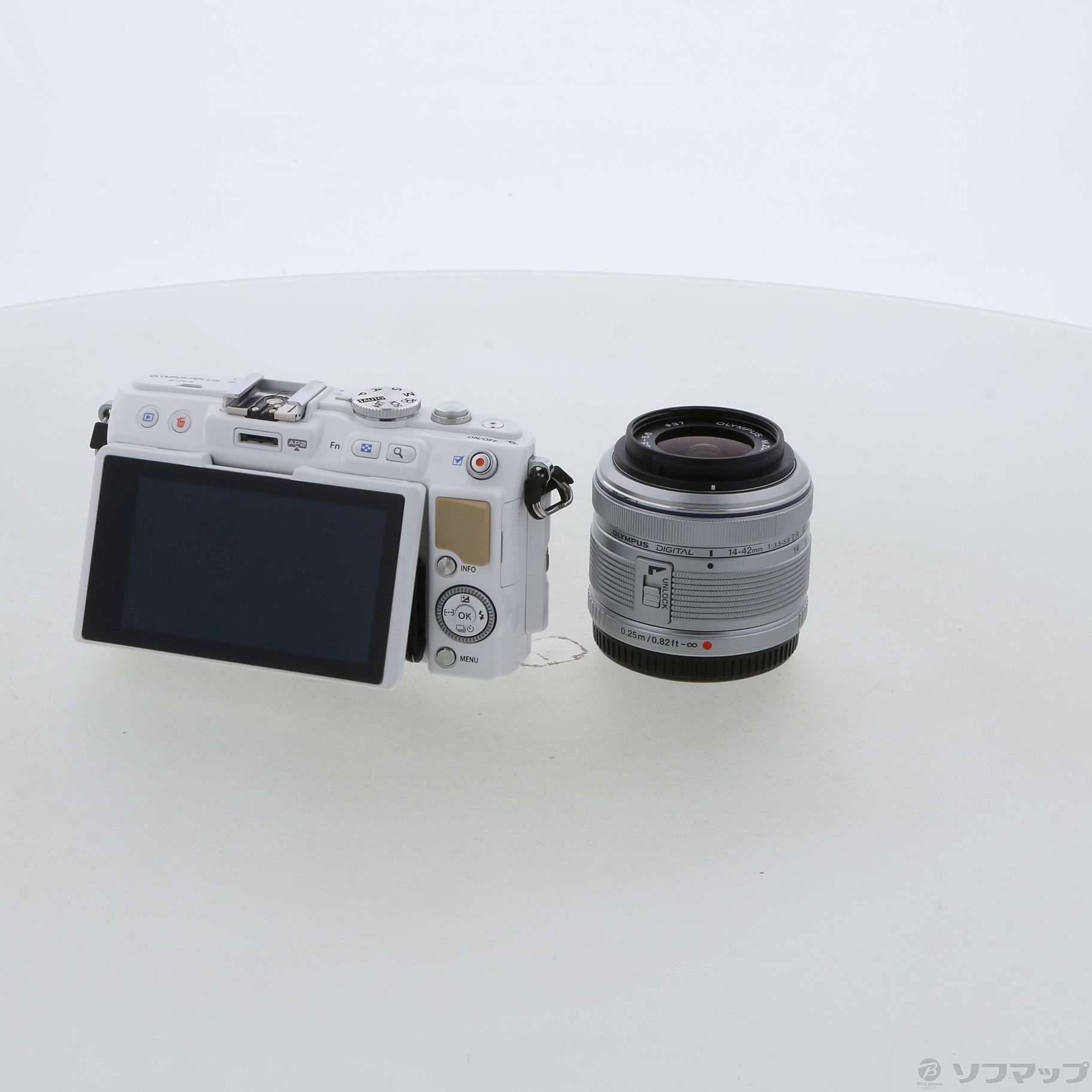 中古】PEN Lite E-PL5レンズキット(ホワイト) [2133036565514 