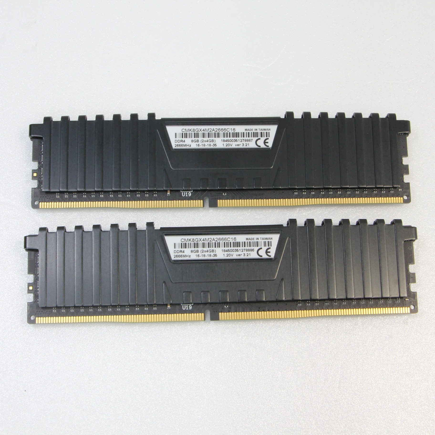 【中古】CMK8GX4M2A2666C16 [2133036891712] - リコレ！|ソフマップの中古通販サイト