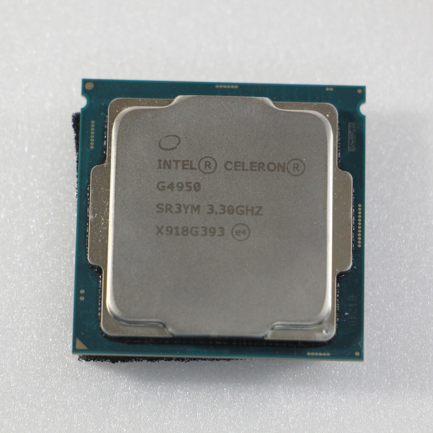インテルCeleron G4950