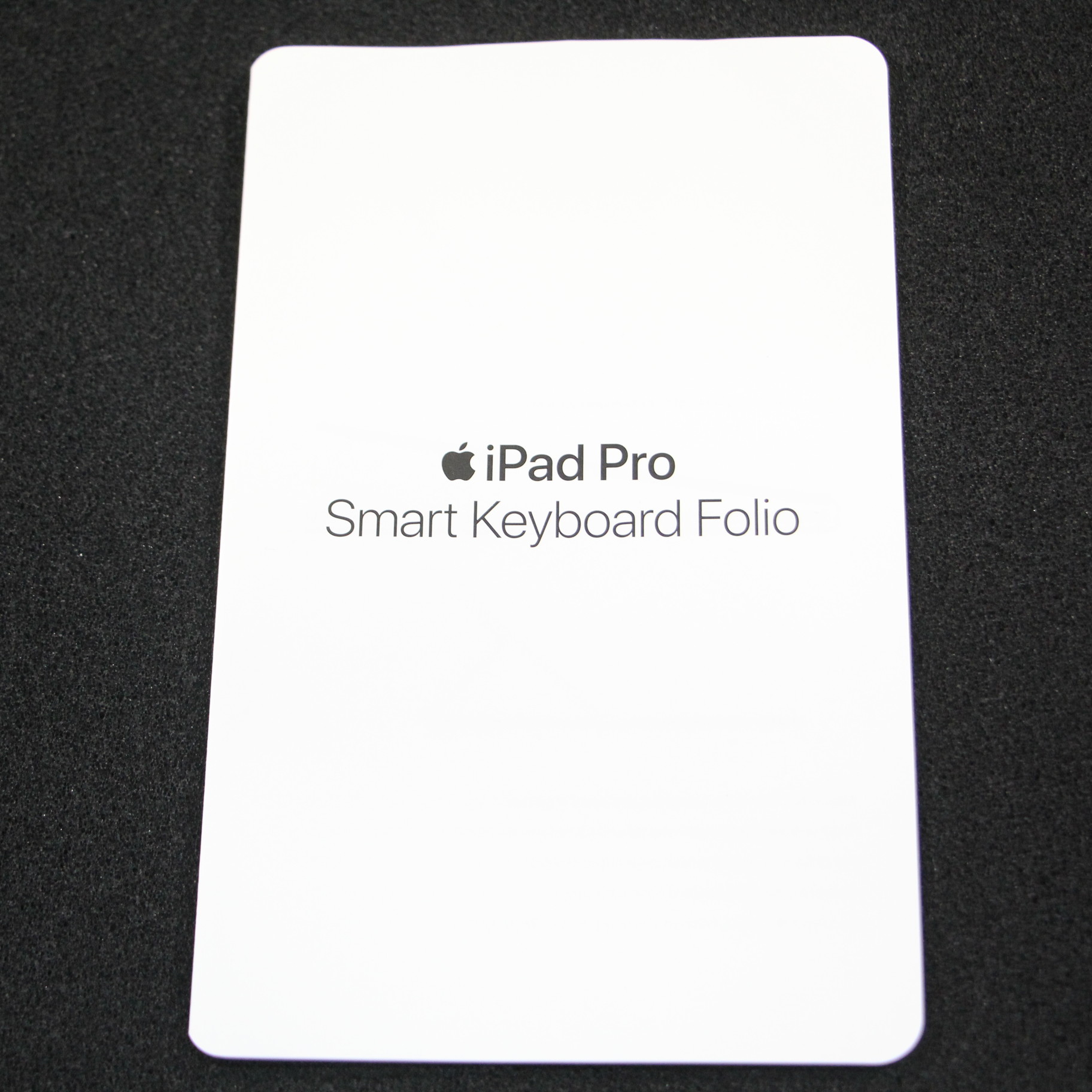 12.9インチ iPad Pro用 Smart Keyboard Folio 英語配列 MU8H2LL／A