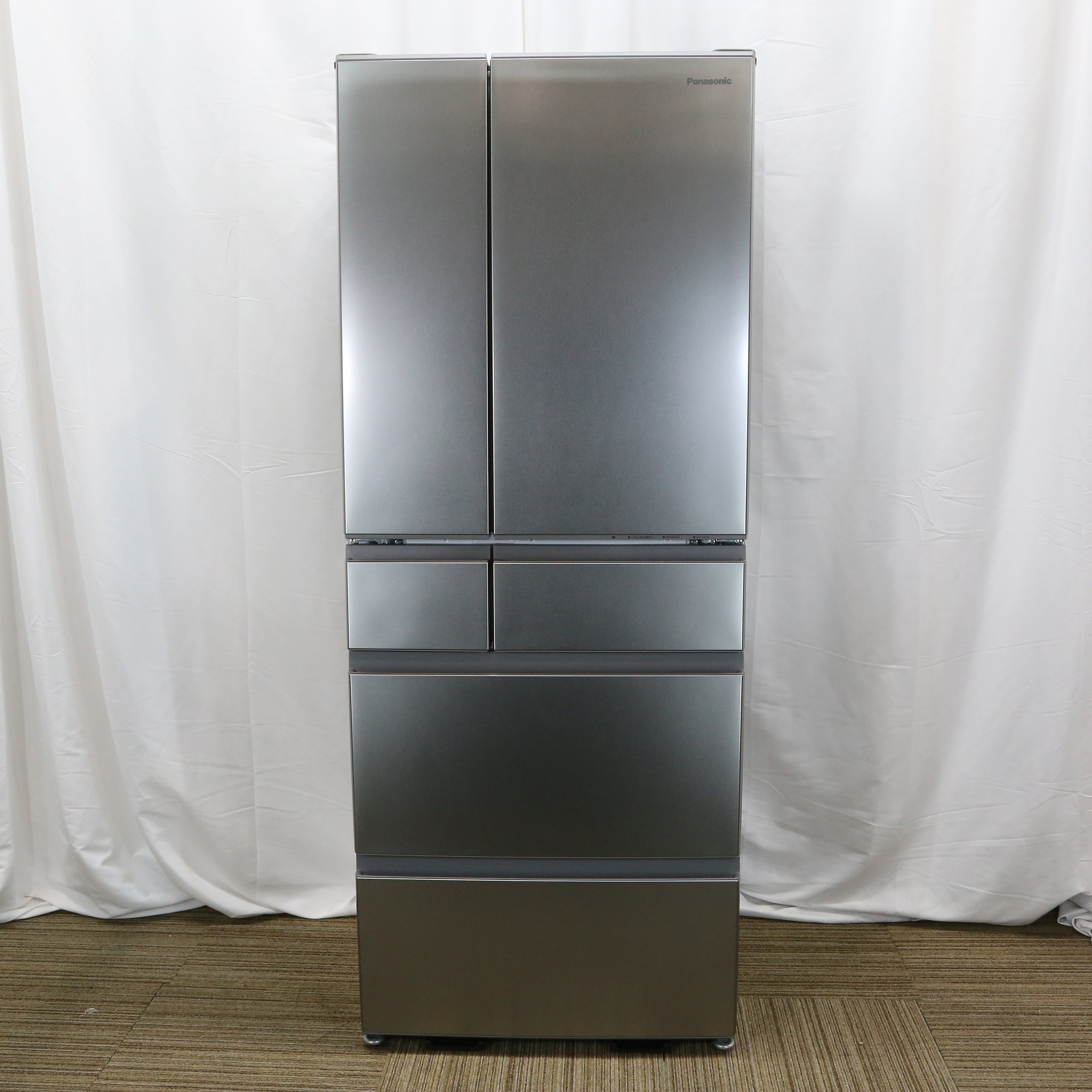 福岡近郊限定　Panasonic 冷凍冷蔵庫 NR-F486MEX-W 483Lドア数6ドア