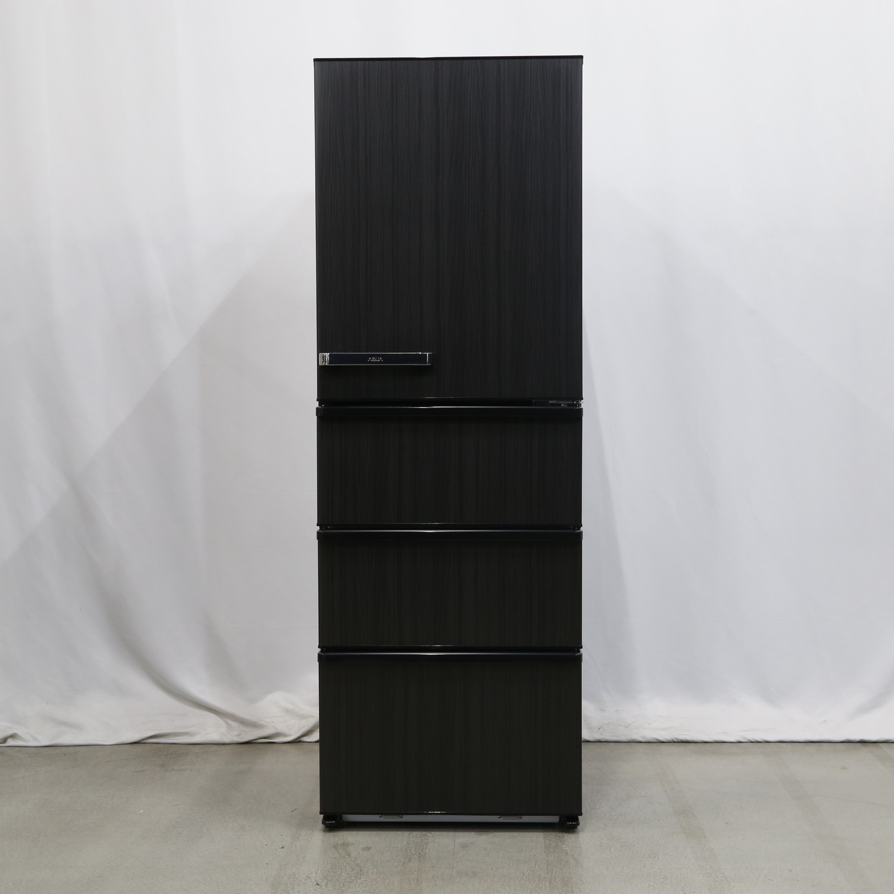 中古】〔展示品〕 冷蔵庫 ウッドブラック AQR-V37K-K ［4ドア ／右開き 