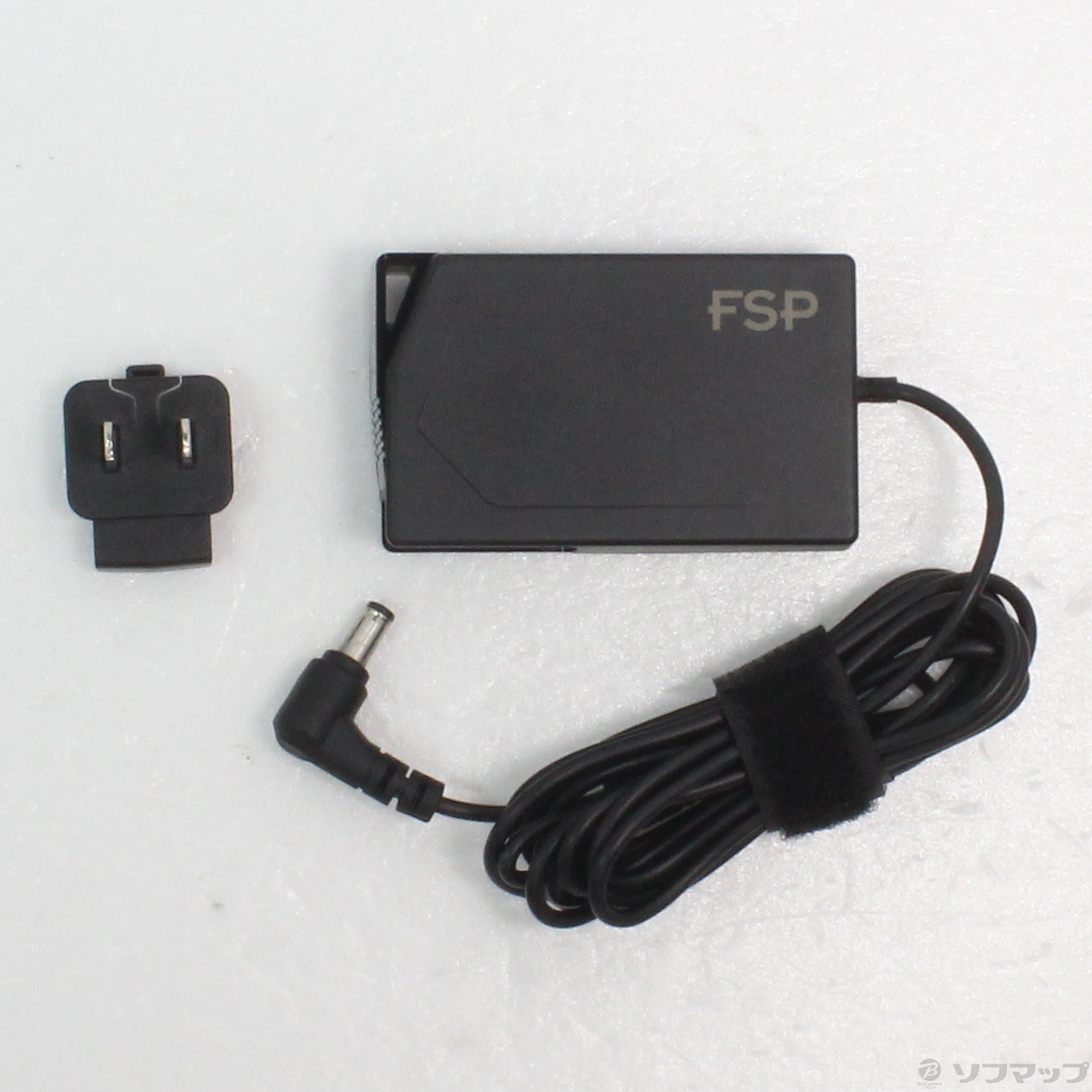 第5世代 インテルNUC キット NUC5i3RYH　変換ケーブル2本セット 中古】NUC Kit NUC5i3RYH BOXNUC5I3RYH [2133038437673] - リコレ