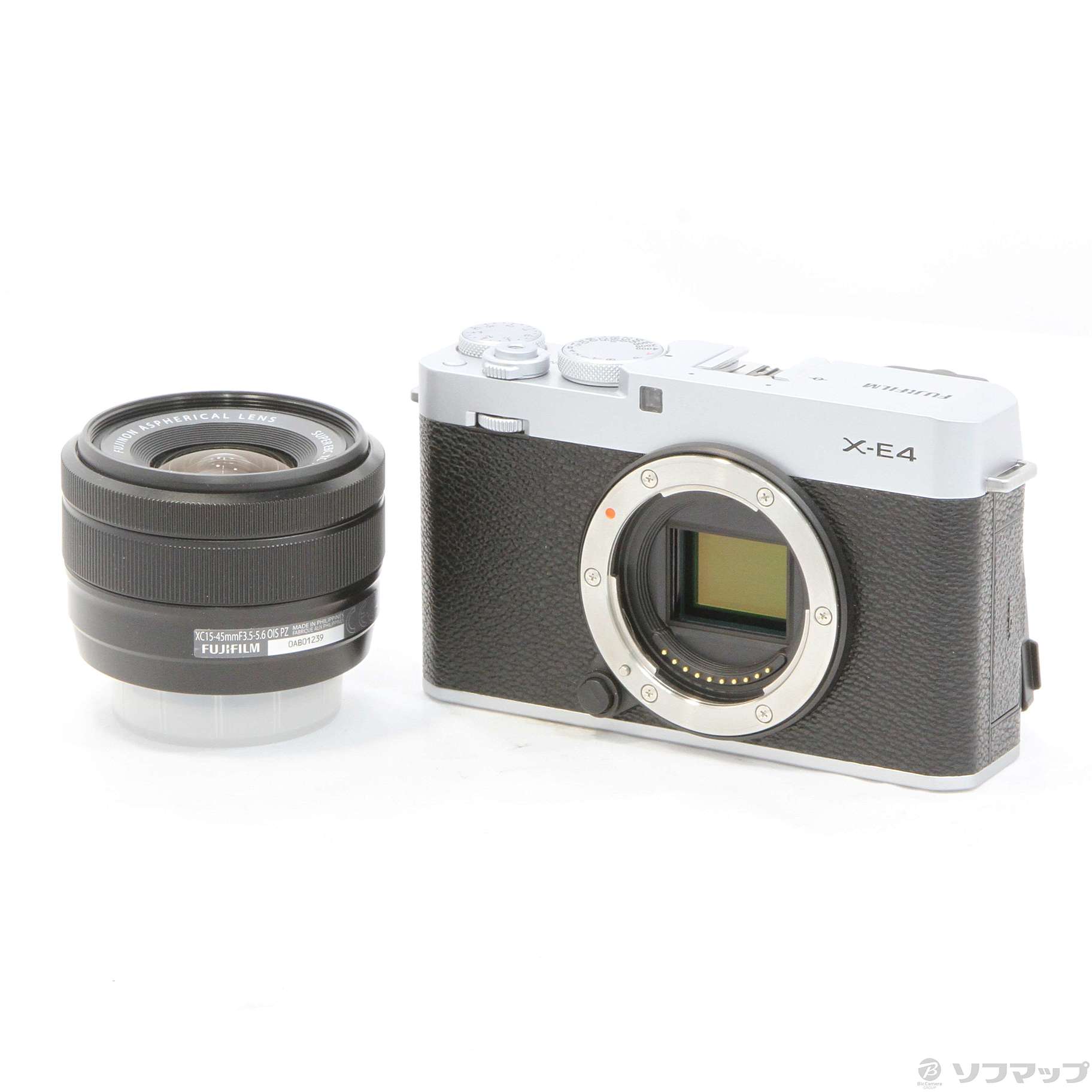 〔展示品〕 FUJIFILM X-E4 XC15-45mmレンズキット シルバー