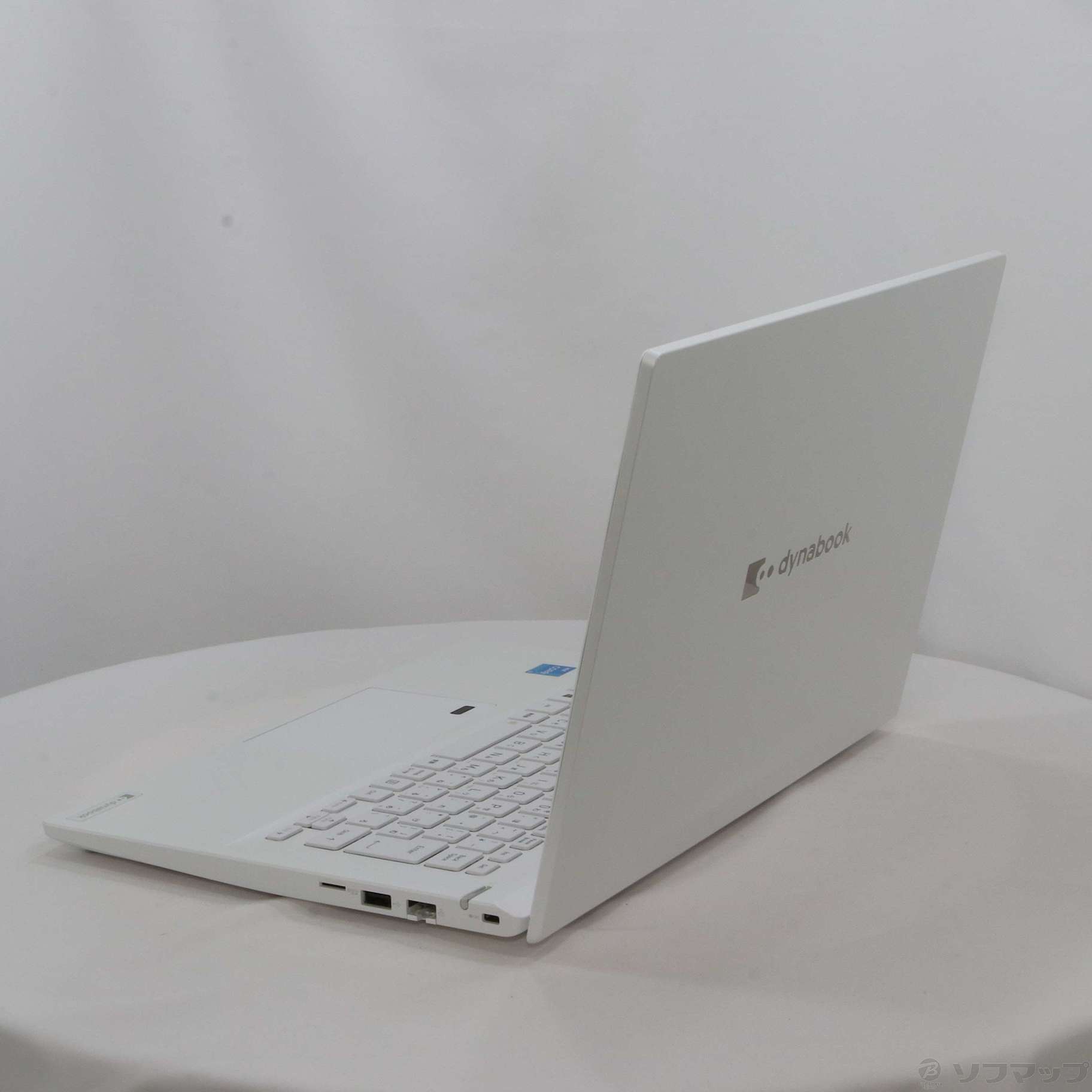 大人気高品質dynabook P1M6SPBW パールホワイト M6 14型 Core i3 ノートPC