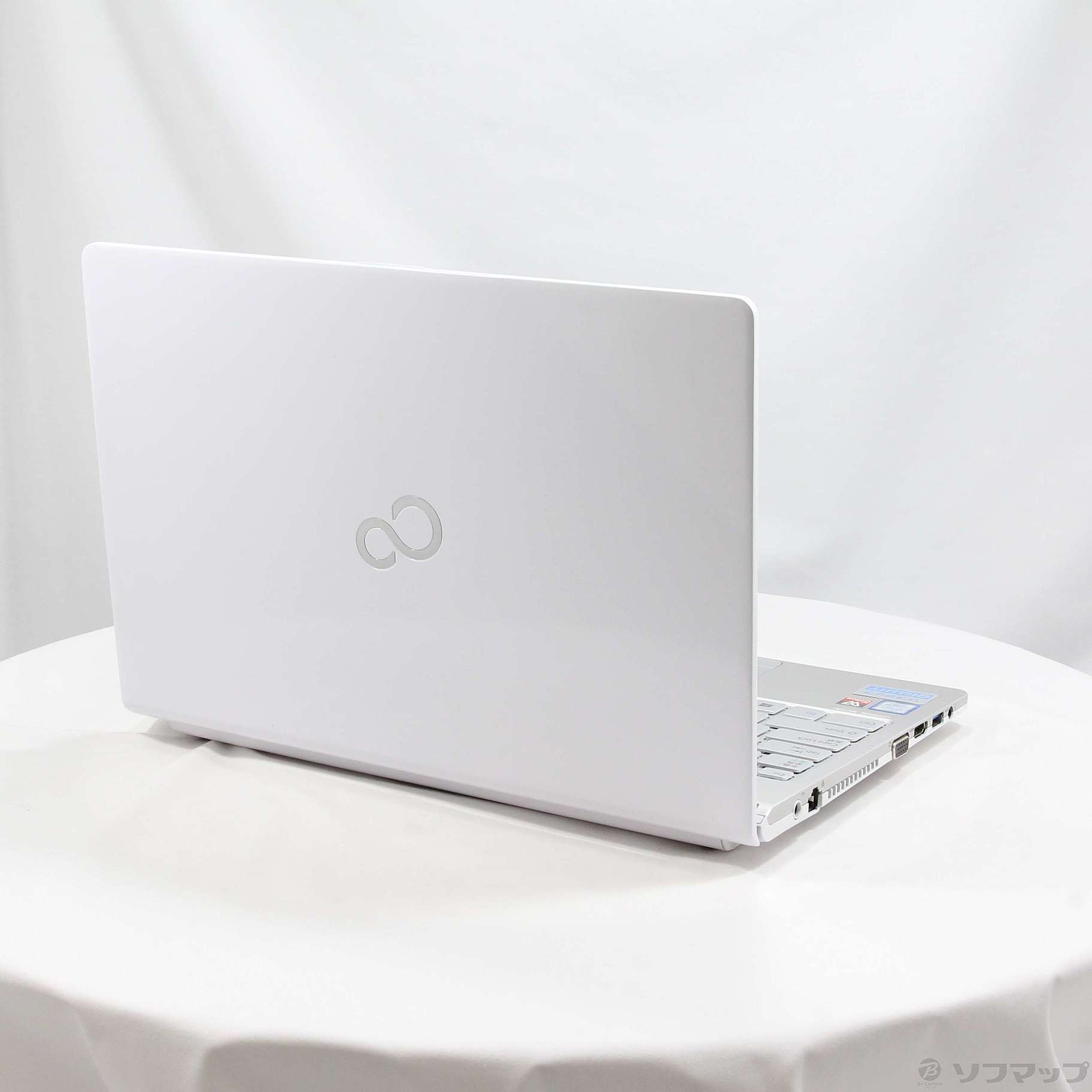 中古】LIFEBOOK SH77／B1 FMVS77B1WC アーバンホワイト 〔Windows 10