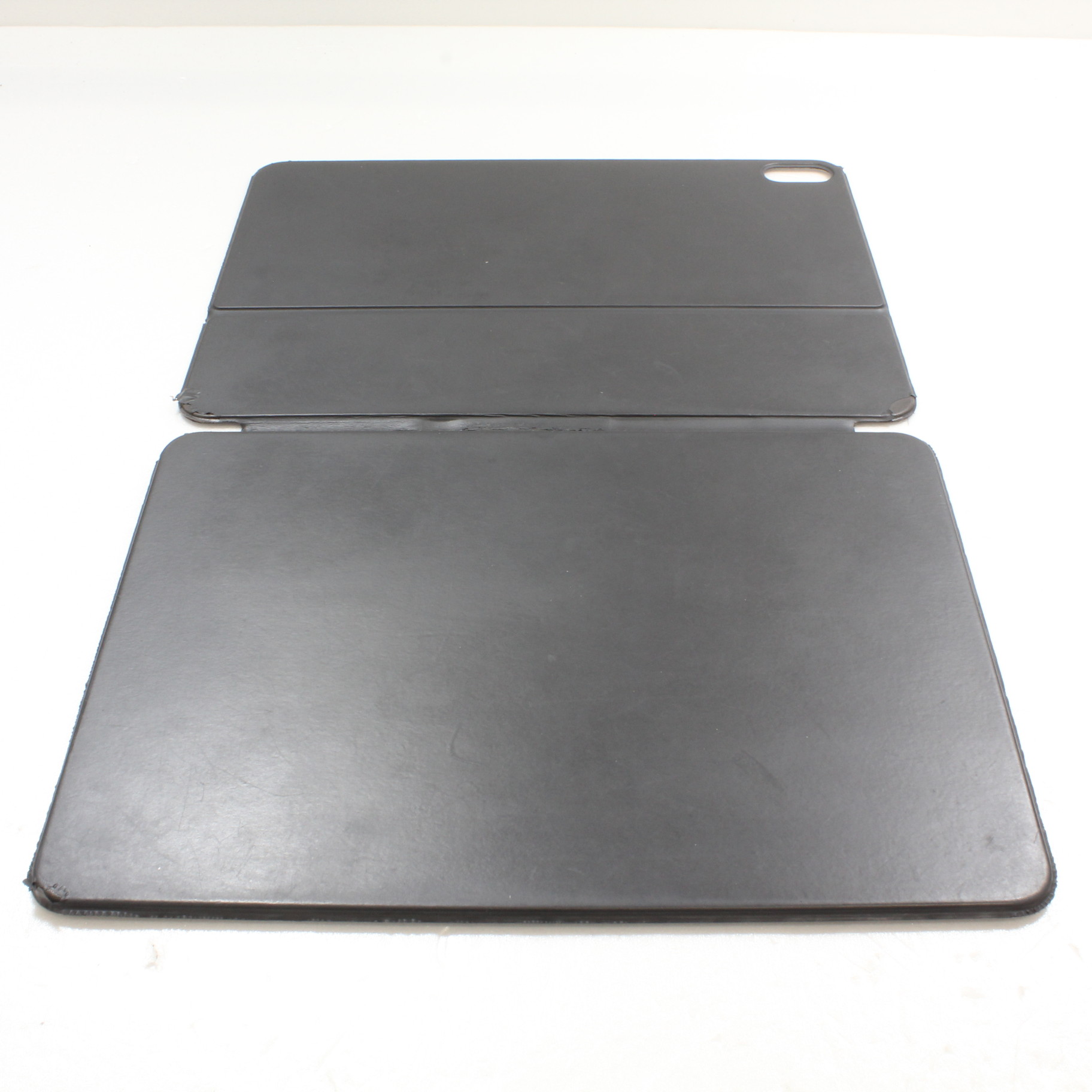 中古】セール対象品 11インチ iPad Pro用 Smart Keyboard Folio MU8G2J