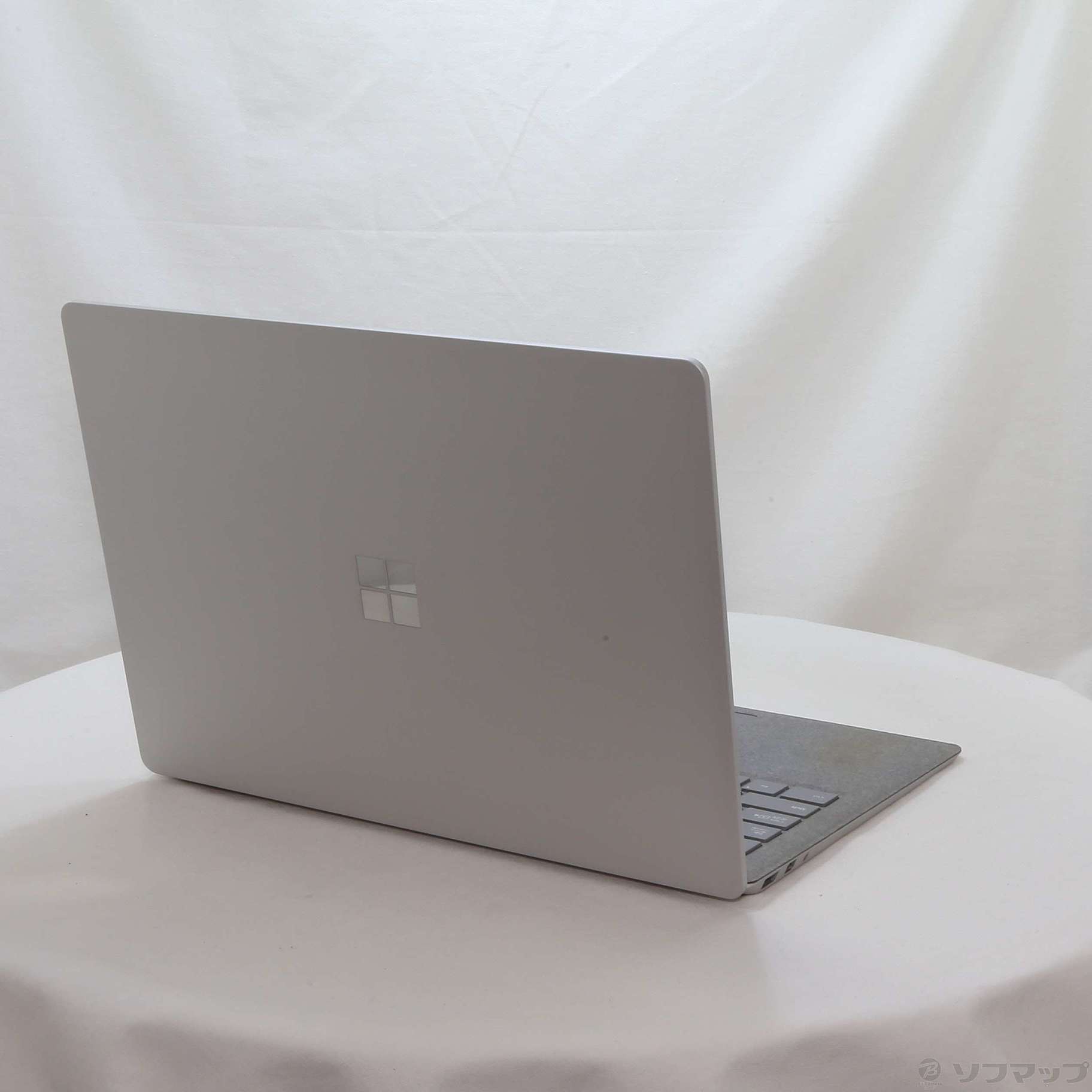 Surface Laptop 〔Core i5／8GB／SSD256GB〕 DAG-00059 プラチナ 〔Windows 10〕