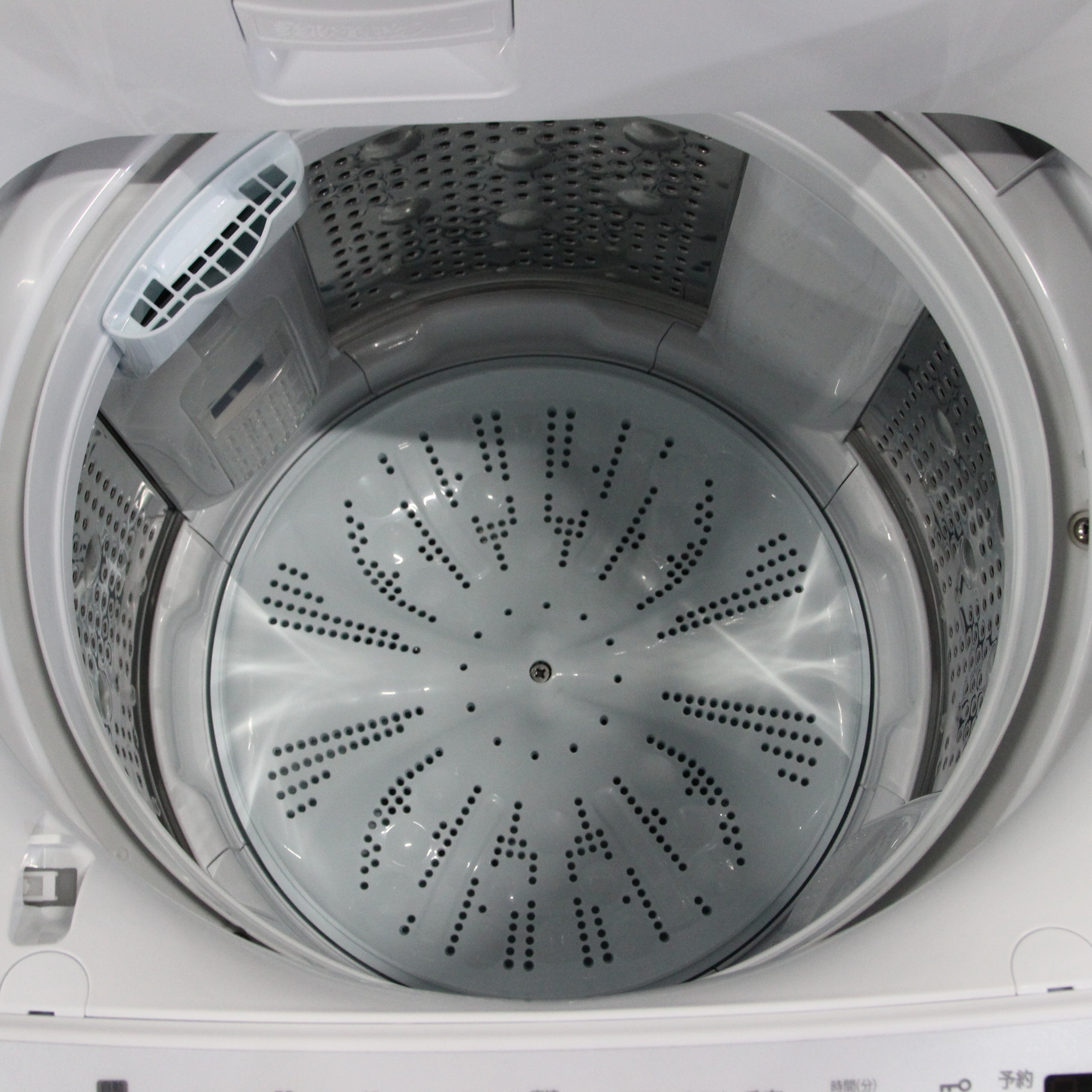 中古】〔展示品〕 全自動洗濯機 ビートウォッシュ ホワイト BW-V70G-W 