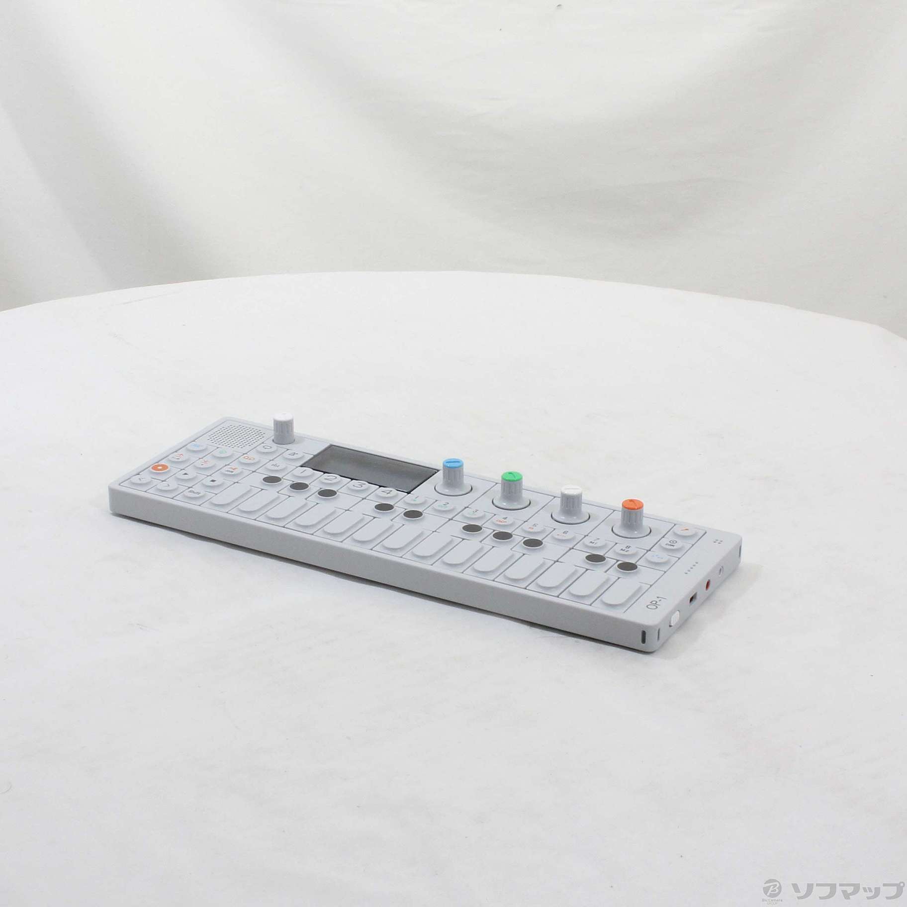 中古】OP-1 小型シンセサイザー [2133040435827] - リコレ