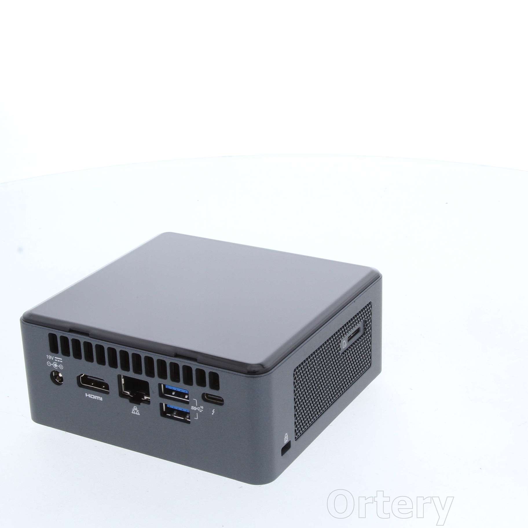 中古】NUC Kit NUC8i7BEH BOXNUC8I7BEH [2133040752849] - リコレ