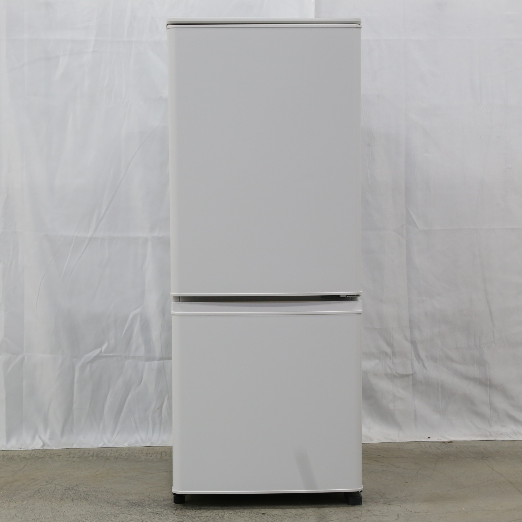 中古】〔展示品〕 冷蔵庫 Pシリーズ マットホワイト MR-P15G-W ［2ドア