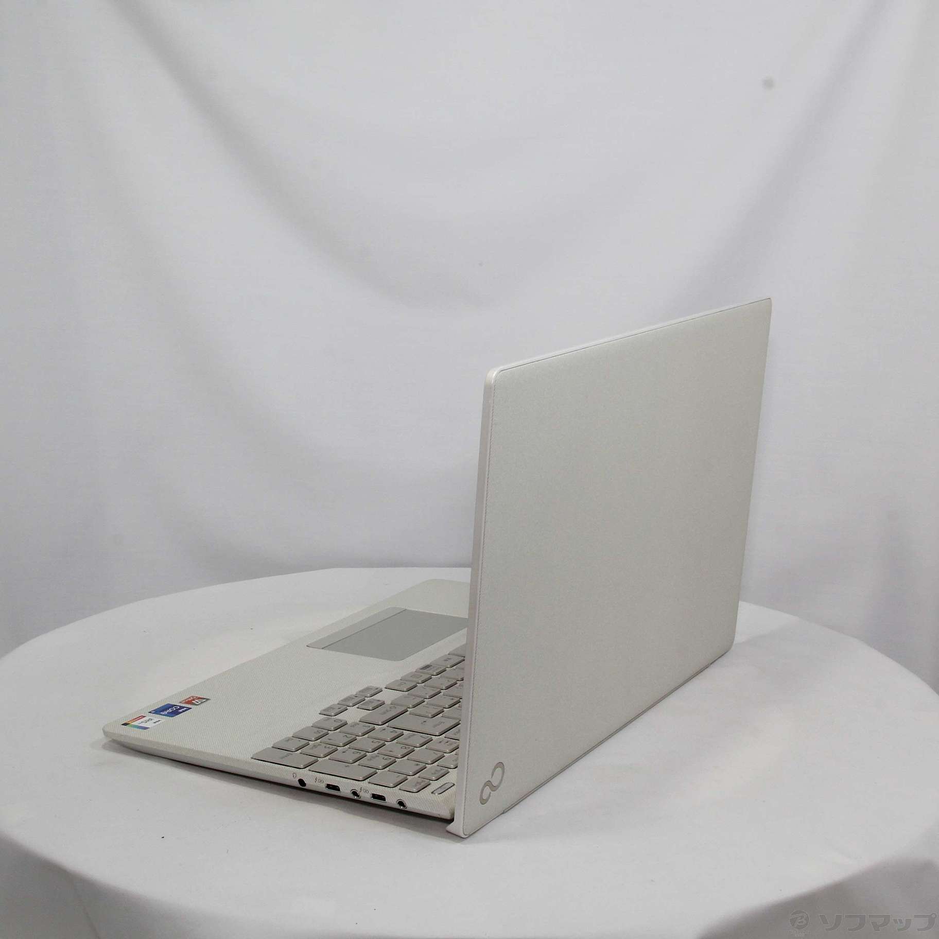 中古】LIFEBOOK TH77／E3 FMVT77E3WB アイボリーホワイト 〔Windows 10