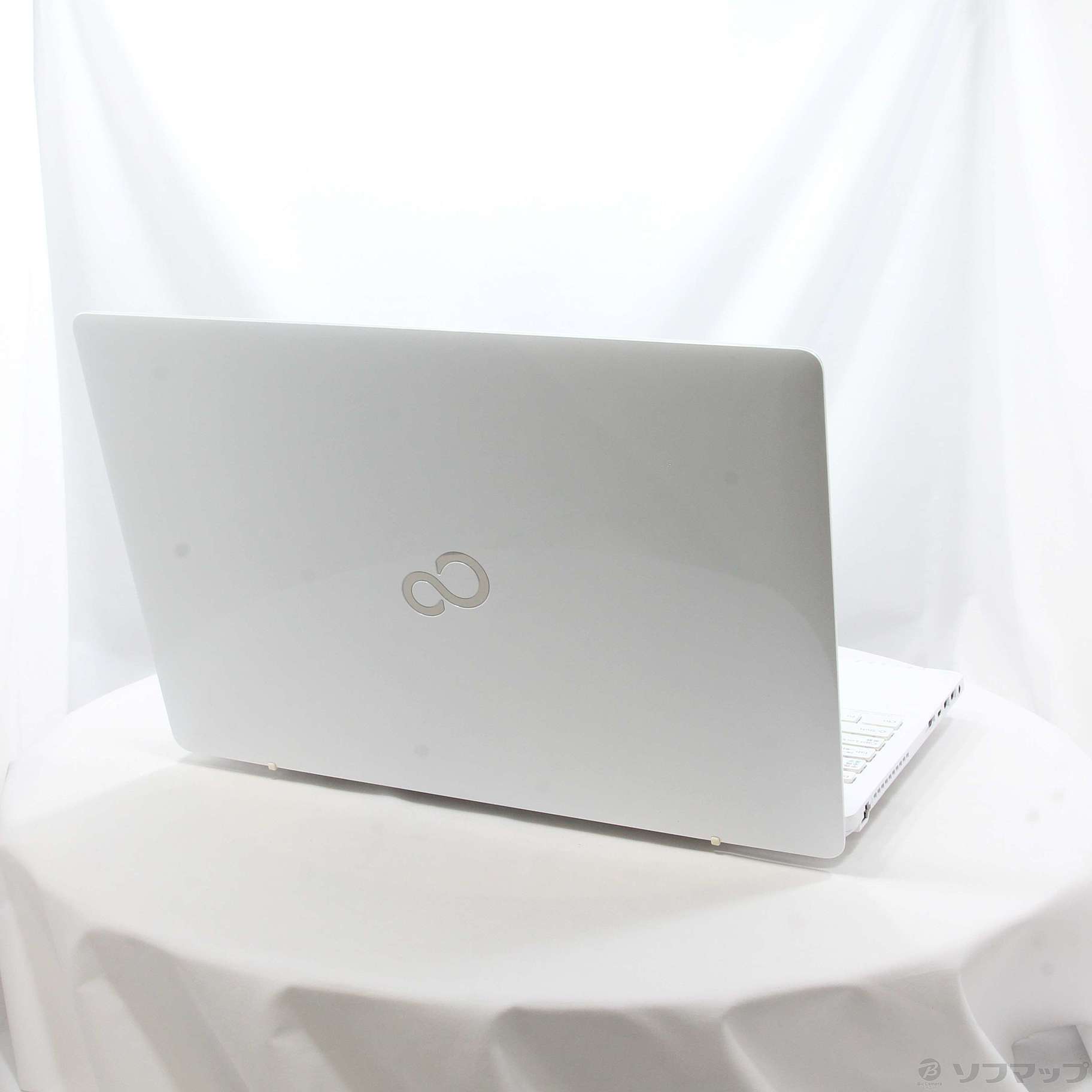 FMV LIFEBOOK AH53/B2 FMVA53B2W [プレミアムホワイト]の製品