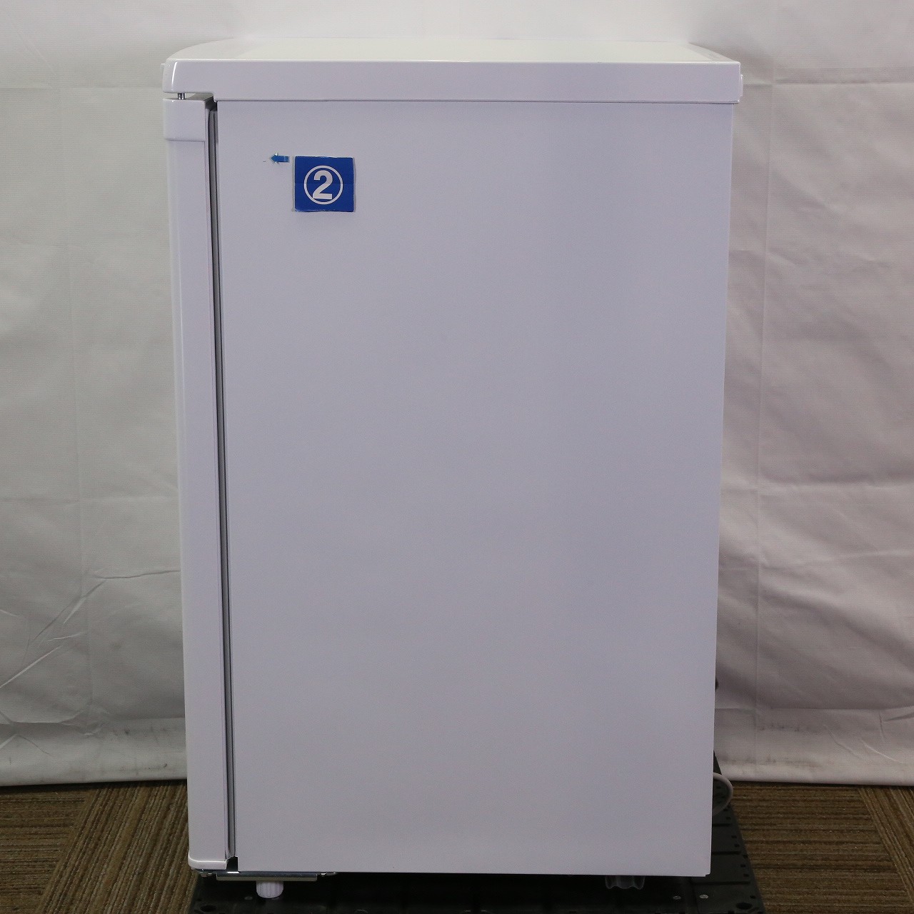 中古】〔展示品〕 冷凍庫 86L 直冷式 ホワイト系 FJ-HS9G-W ［1ドア