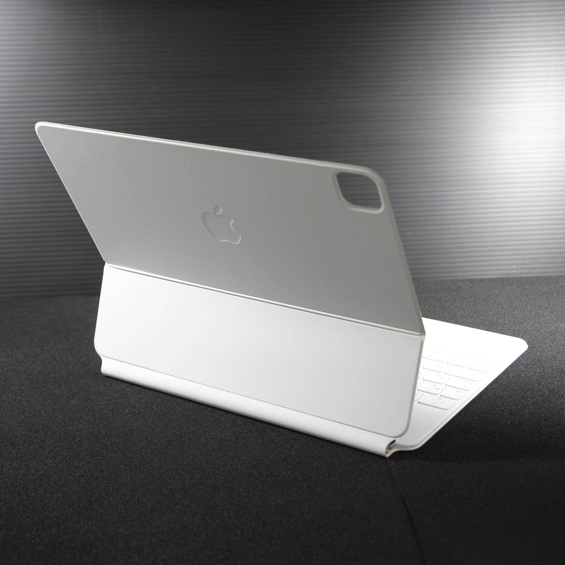 中古】12.9インチiPad Pro (第5世代) 用 Magic Keyboard 日本語