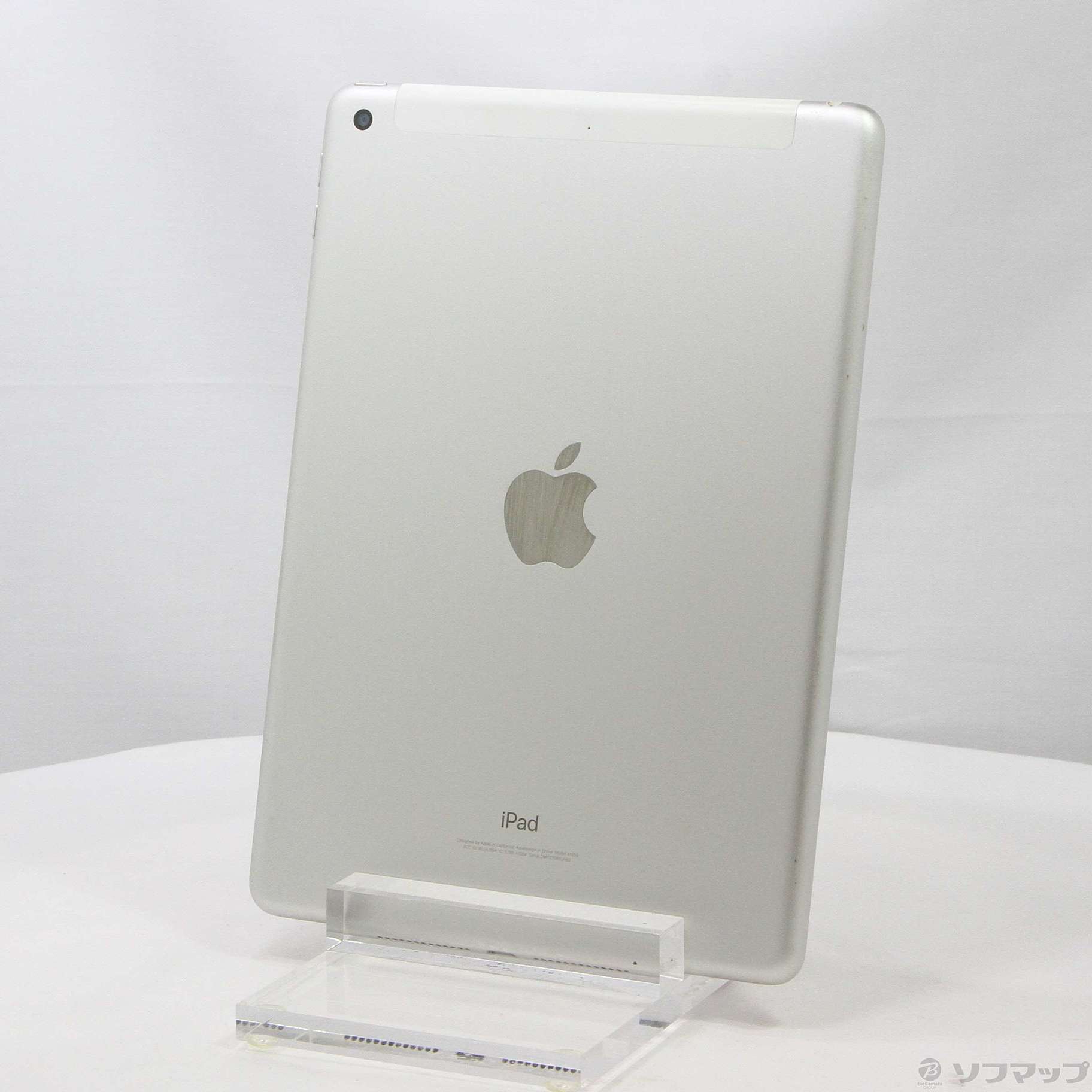 中古】iPad 第6世代 32GB シルバー MR6P2J／A docomo [2133041982382