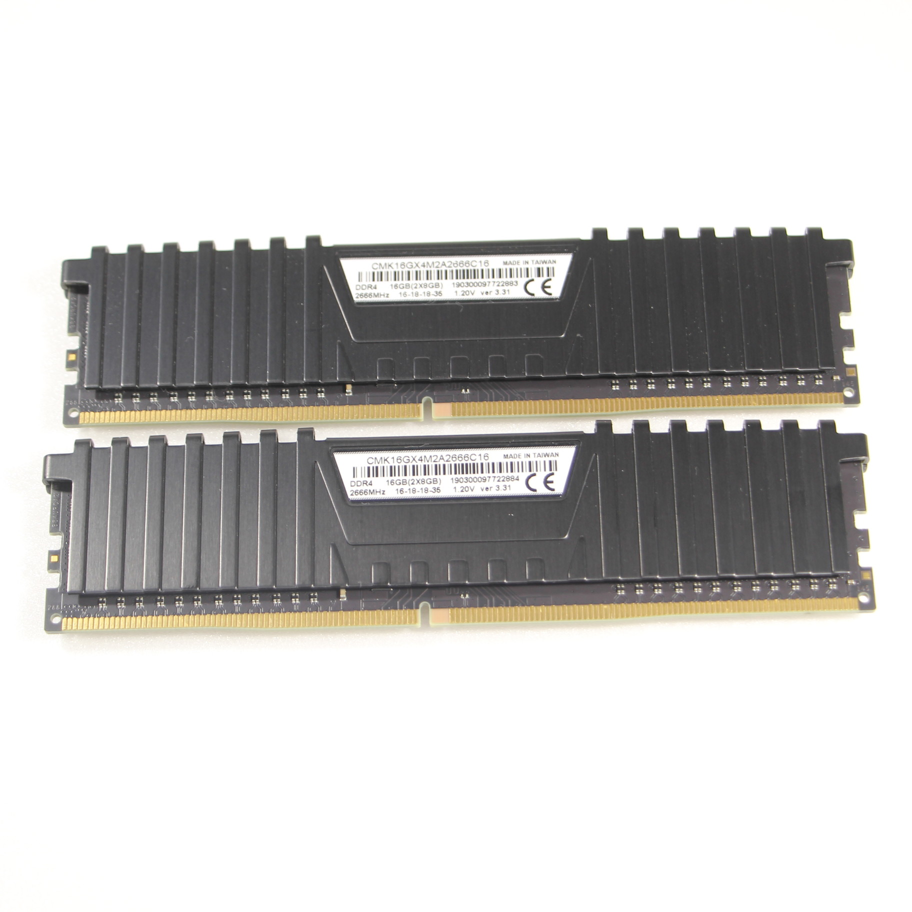 【中古】CMK16GX4M2A2666C16 16GB 8GB×2枚組 [2133042096439] - リコレ！|ソフマップの中古通販サイト