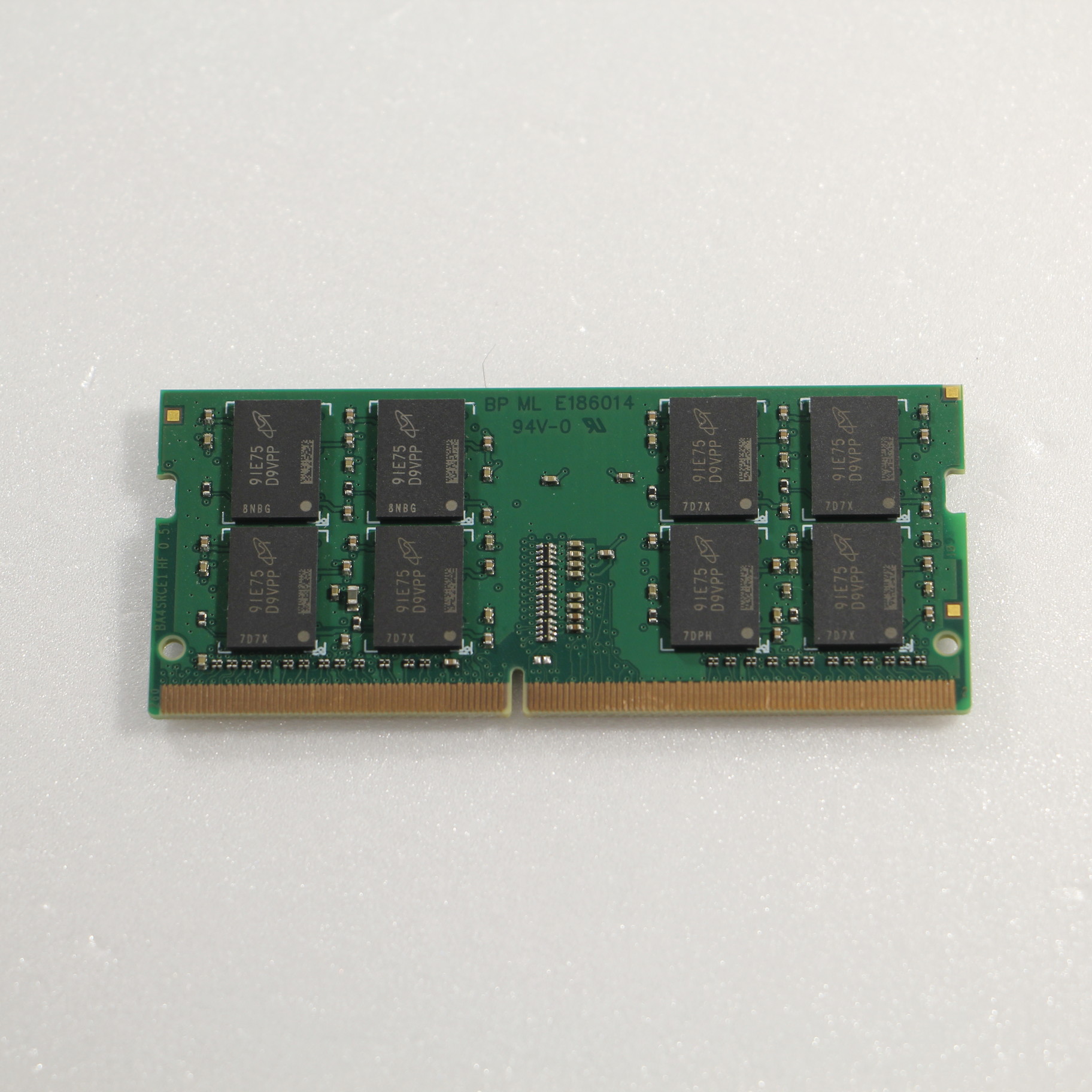 【中古】CT16G4SFD8266 [2133042098495] - リコレ！|ソフマップの中古通販サイト