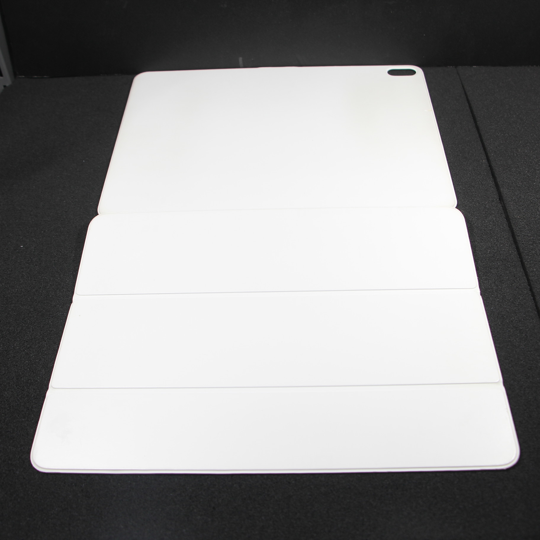 中古】12.9インチ iPad Pro用 Smart Folio MRXE2FE／A ホワイト