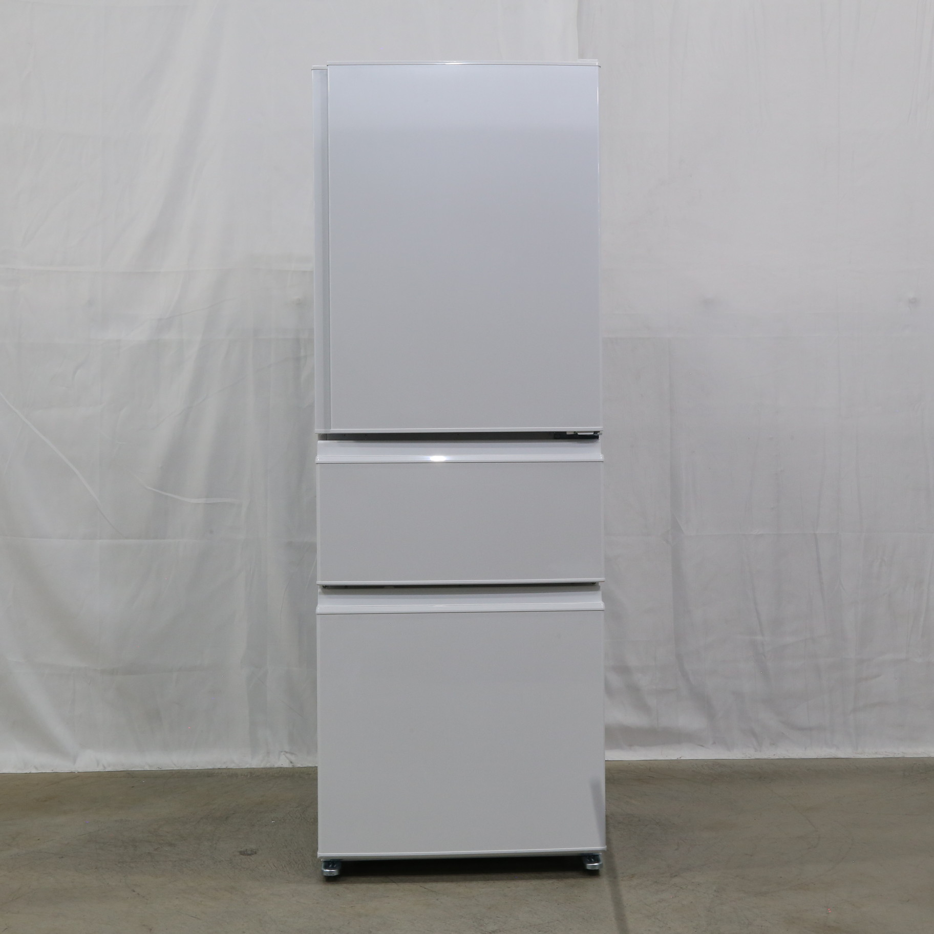 〔展示品〕 冷蔵庫 Cシリーズ パールホワイト MR-C33G-W ［3ドア ／右開きタイプ ／330L］