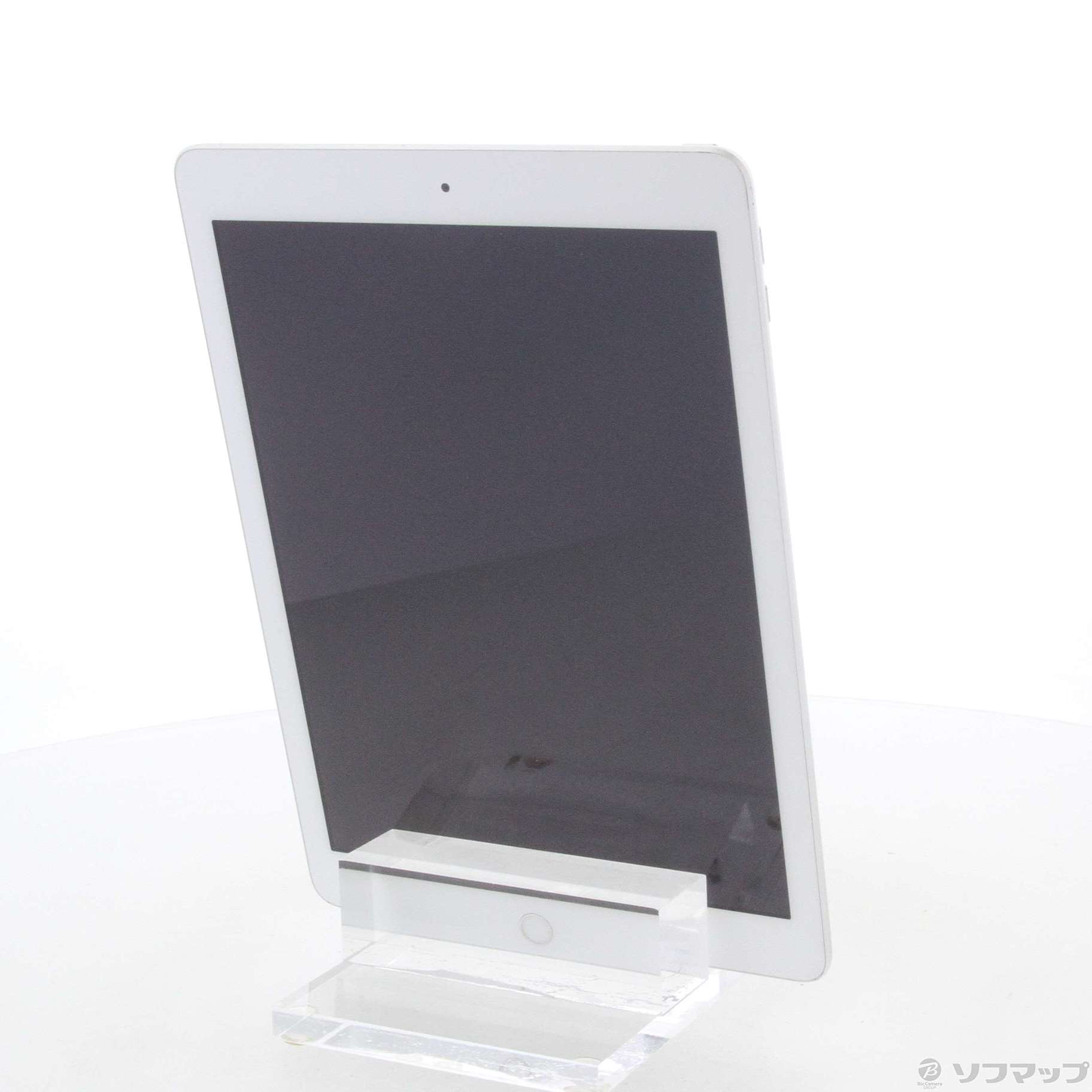 中古】iPad 第5世代 32GB シルバー MP2G2J／A Wi-Fi [2133042516173