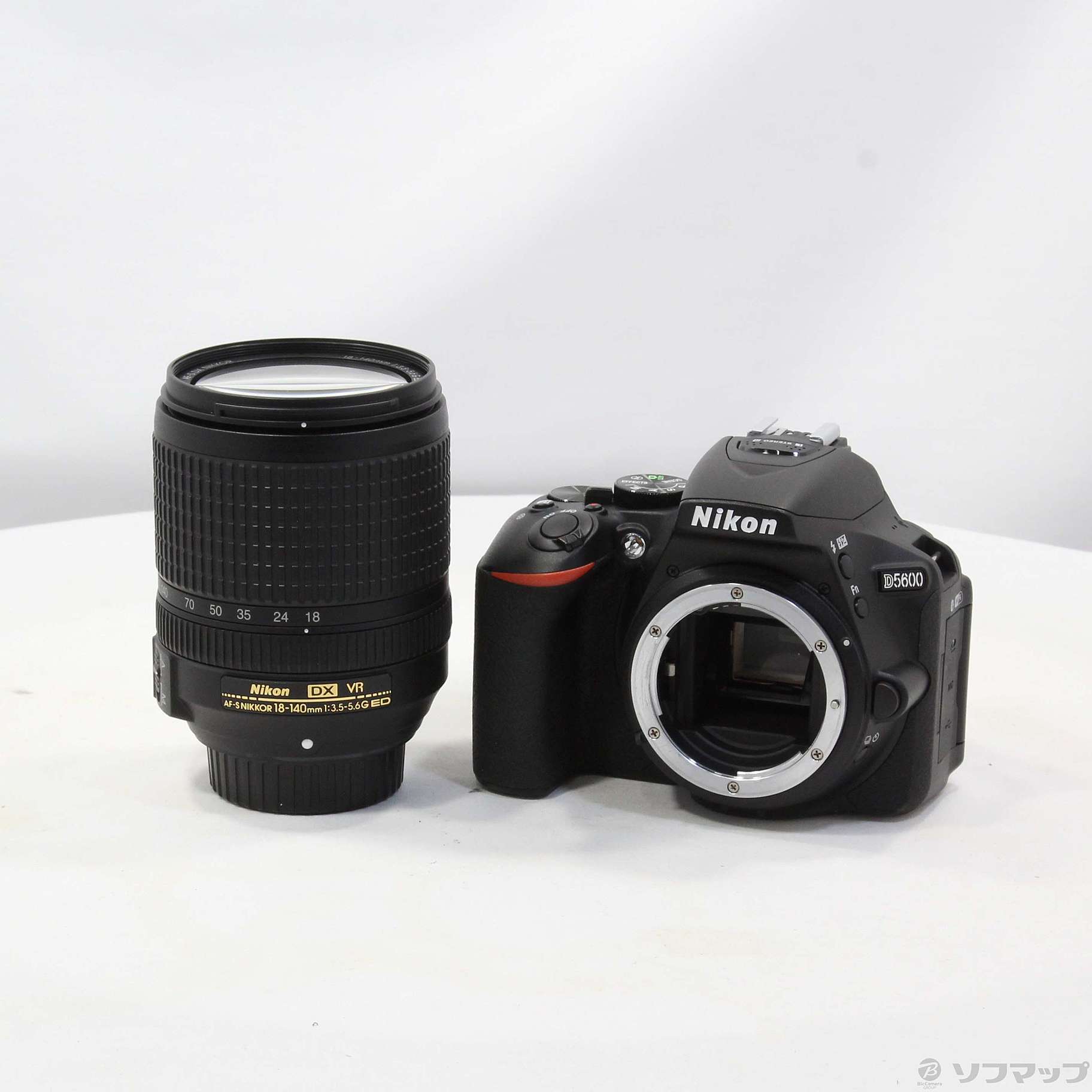 【再値下げ】Nikon d5600 18-140 vr レンズキットニコン