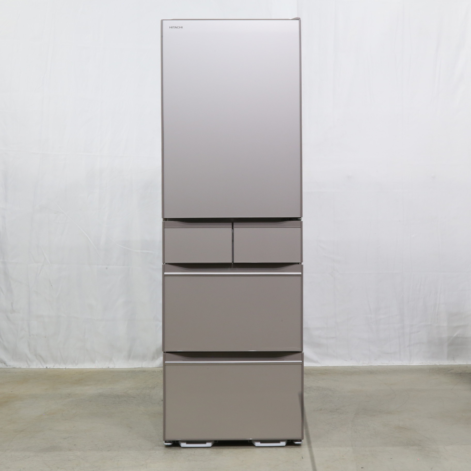 中古】〔展示品〕 冷蔵庫 HWSタイプ クリスタルシャンパン R-HWS47R-XN