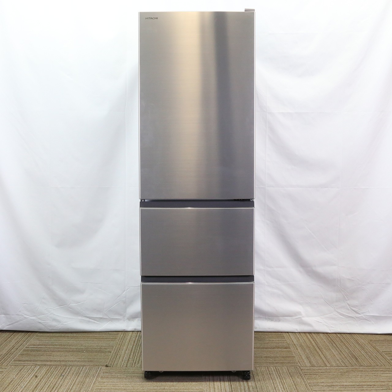 低価格で大人気の 2021 年製HITACHI R-V32RV 冷蔵庫冷凍庫 315 L ...