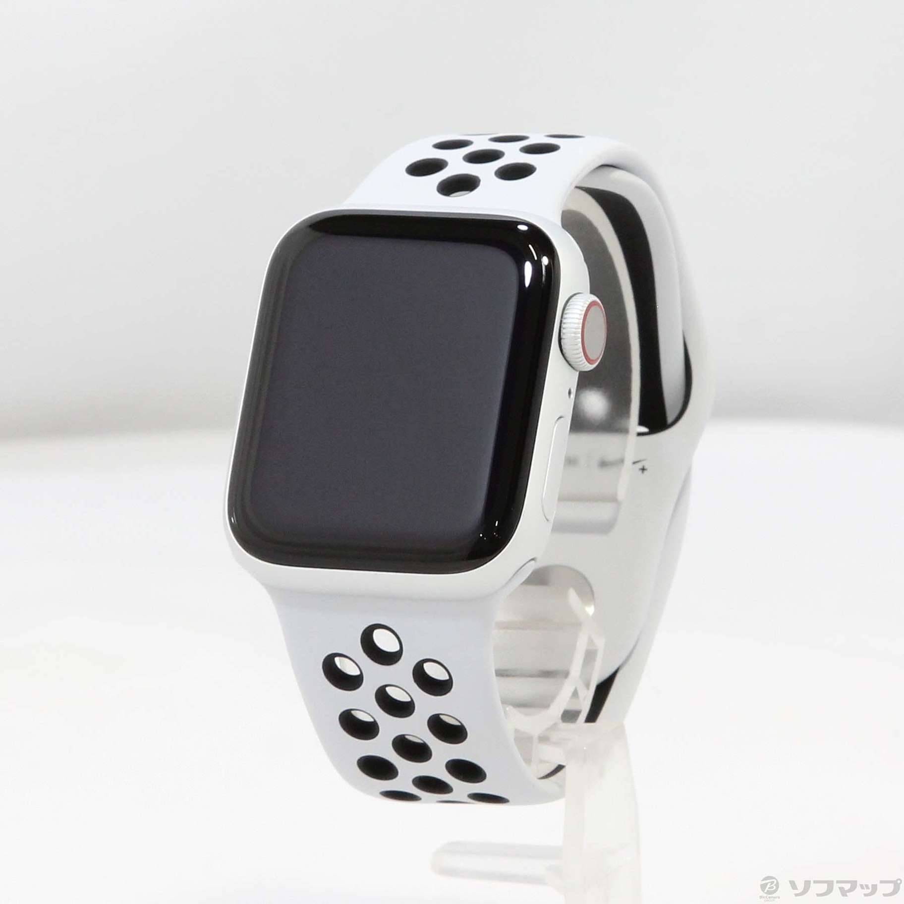 Apple Watch Series 4 Nike+ GPS + Cellular 40mm シルバーアルミニウムケース  ピュアプラチナム／ブラックNikeスポーツバンド