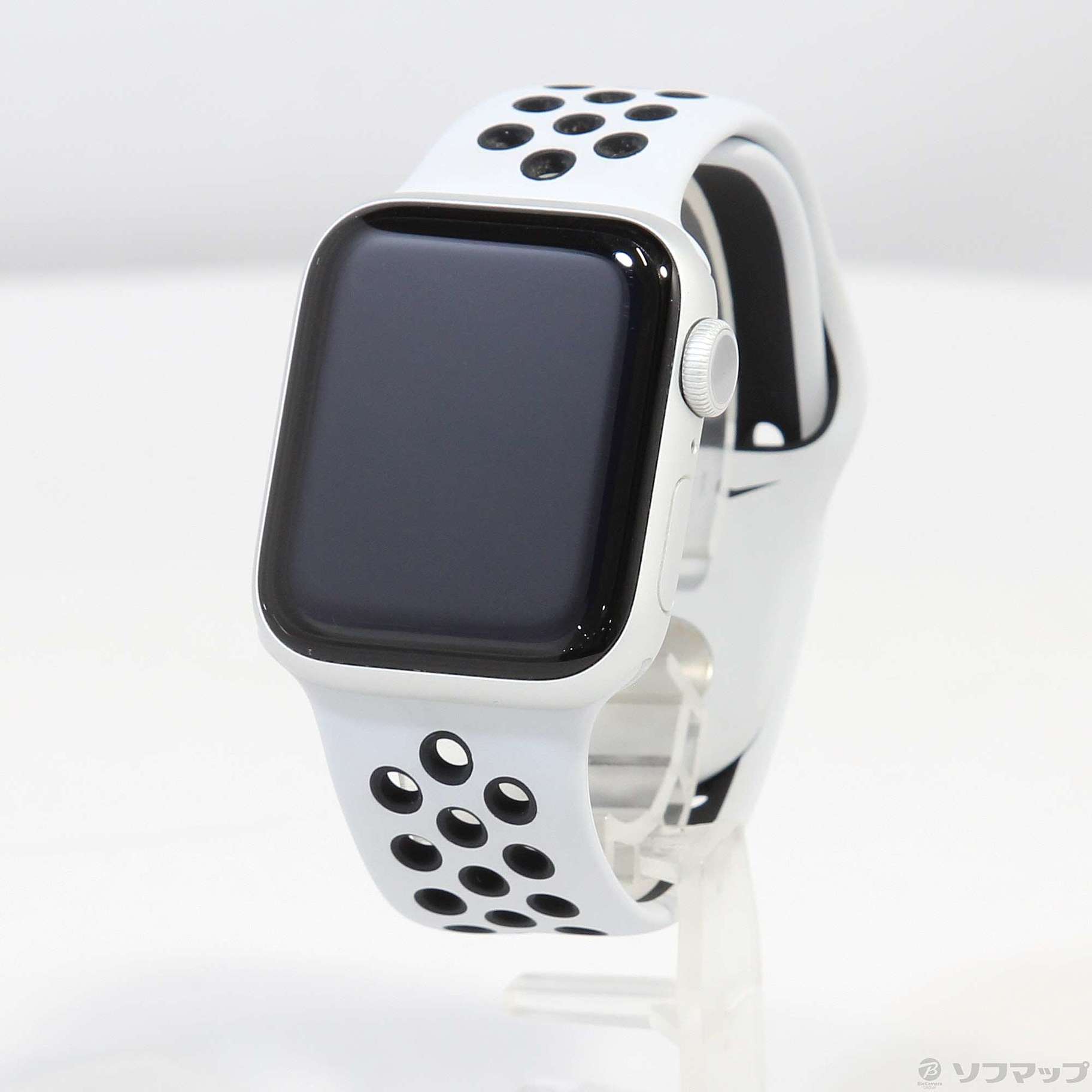 Apple Watch Series 6 Nike GPS 40mm シルバーアルミニウムケース ピュアプラチナム／ブラックNikeスポーツバンド