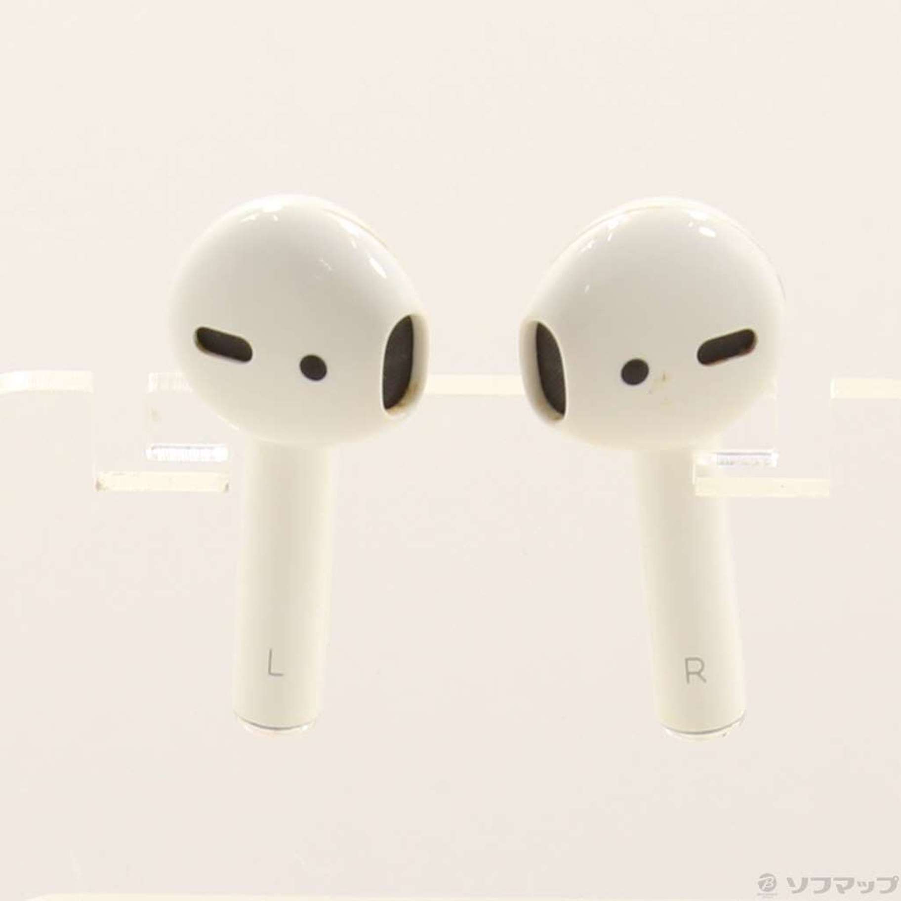 中古】セール対象品 AirPods 第2世代 with Wireless Charging Case