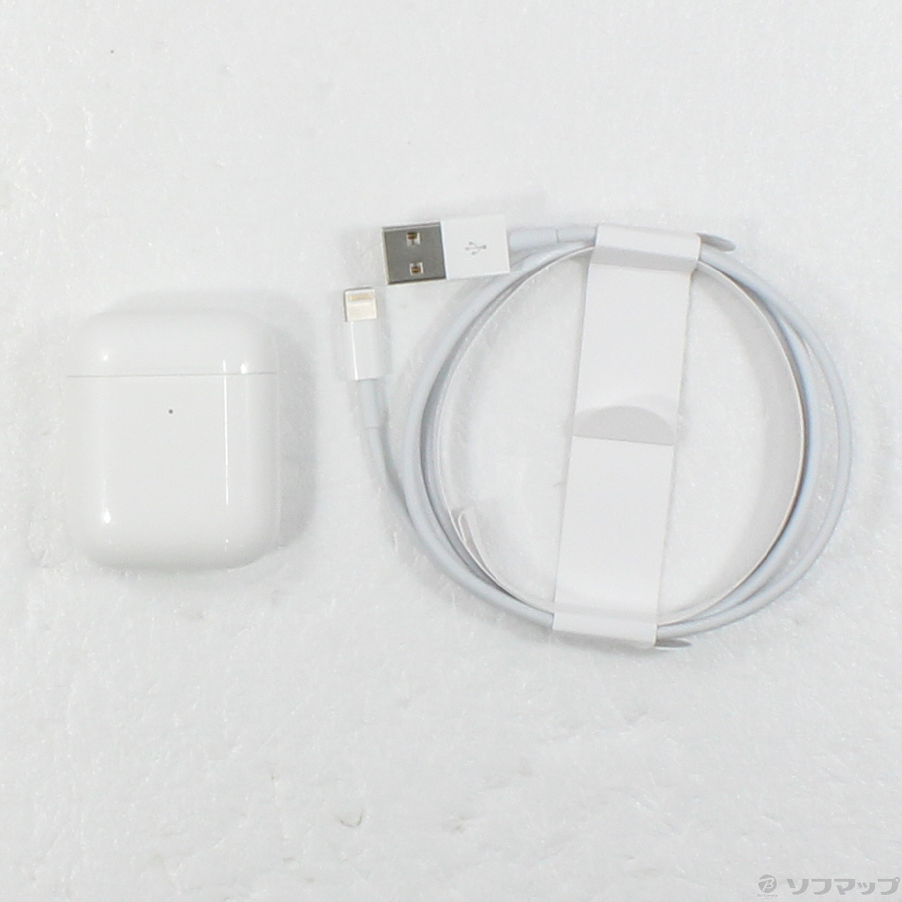 中古】セール対象品 AirPods 第2世代 with Wireless Charging Case