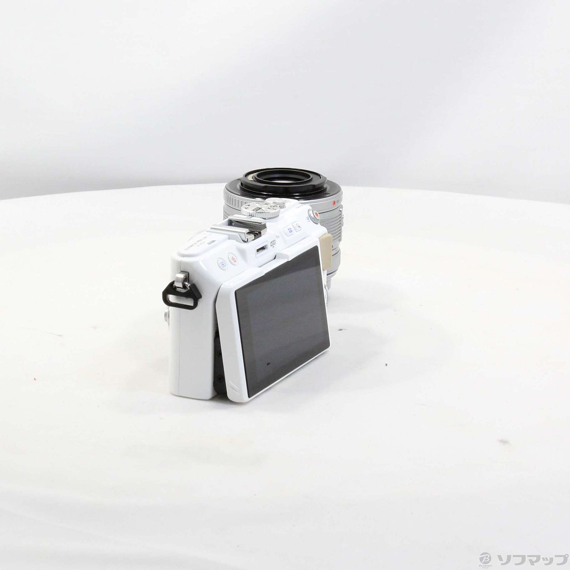 中古】PEN Lite E-PL5レンズキット(ホワイト) [2133043563671