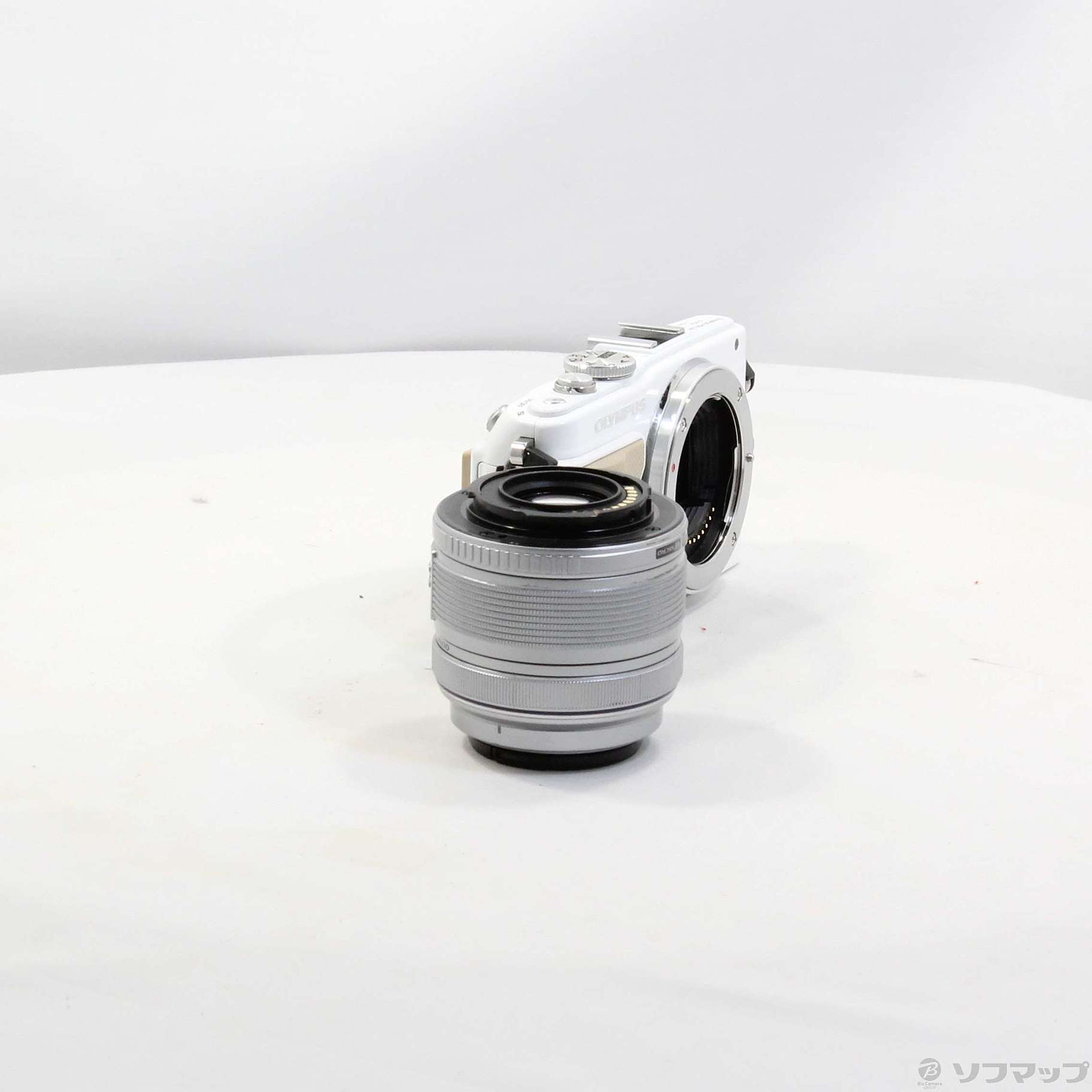 中古】PEN Lite E-PL5レンズキット(ホワイト) [2133043563671