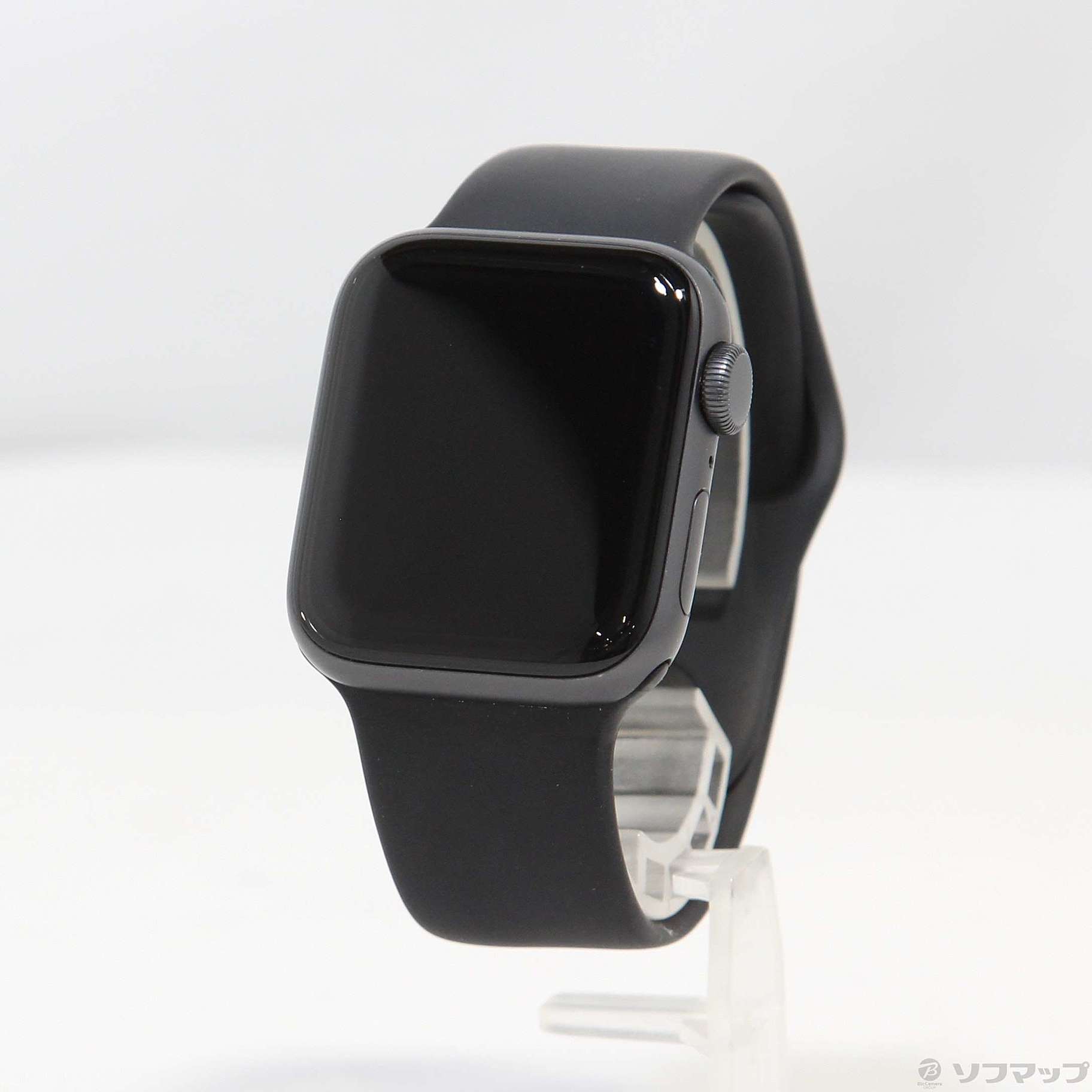 Apple Watch SE 第1世代 GPS 40mm スペースグレイアルミニウムケース ブラックスポーツバンド