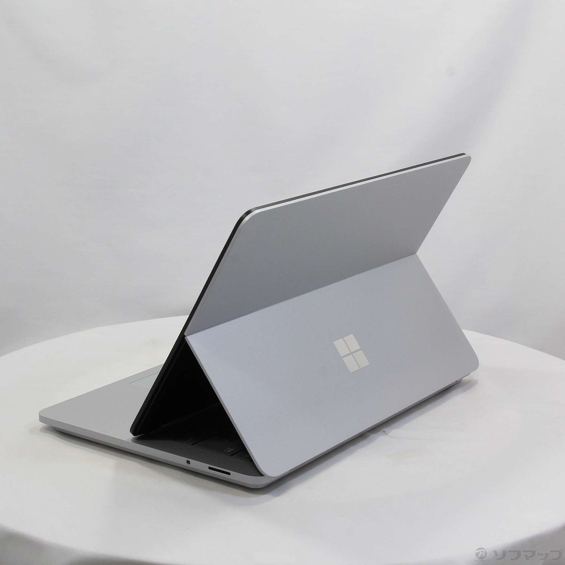 Surface Laptop Studio 〔Core i7／16GB／SSD512GB〕 A1Y-00018 プラチナ