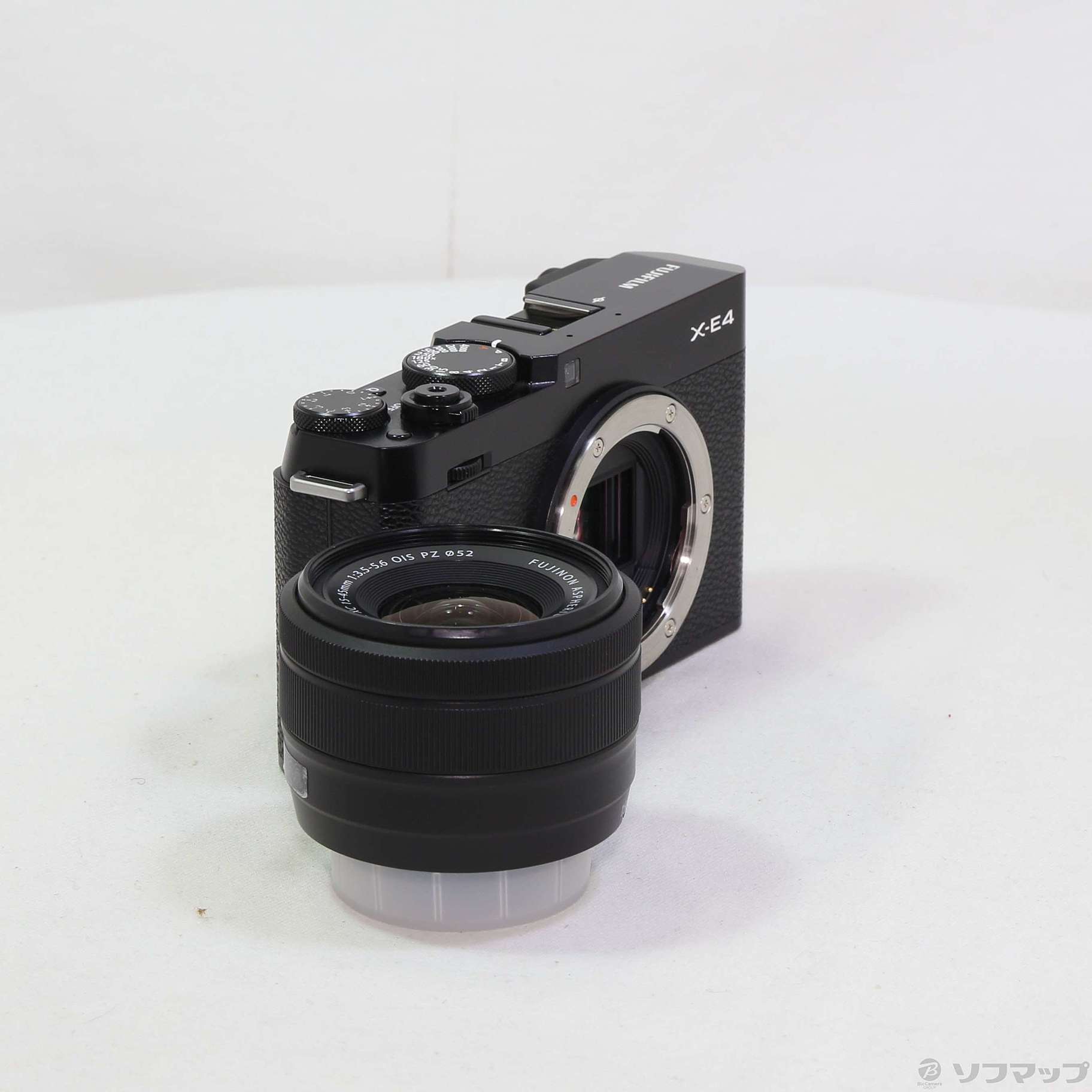 Fujifilm X-E4 デジタルカメラ レンズ付　美品 フジフイルム FUJIFILM X-E4 レンズキット [シルバー] カメラの