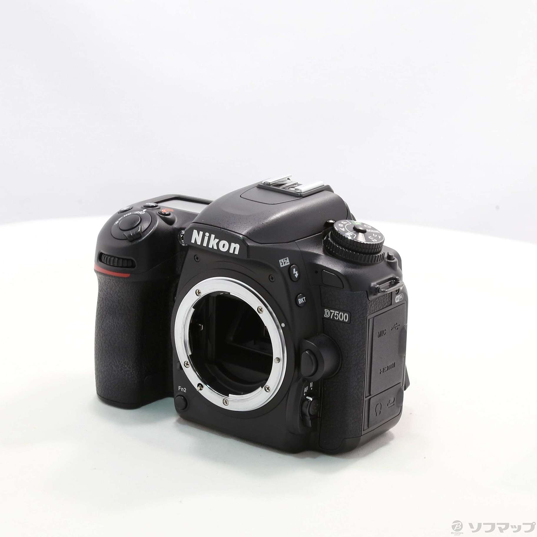 ■ニコン(Nikon)　D7500 ボディ