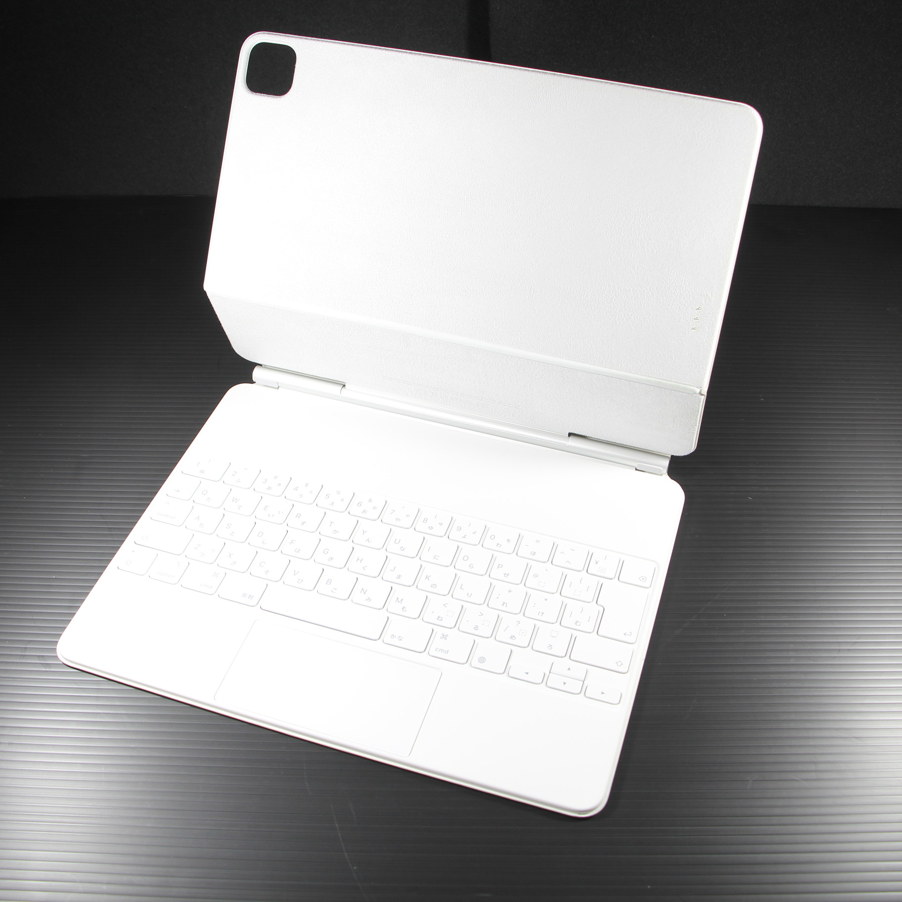 海外 Apple アップル 12.9インチiPad Pro 第5世代 用 Magic Keyboard