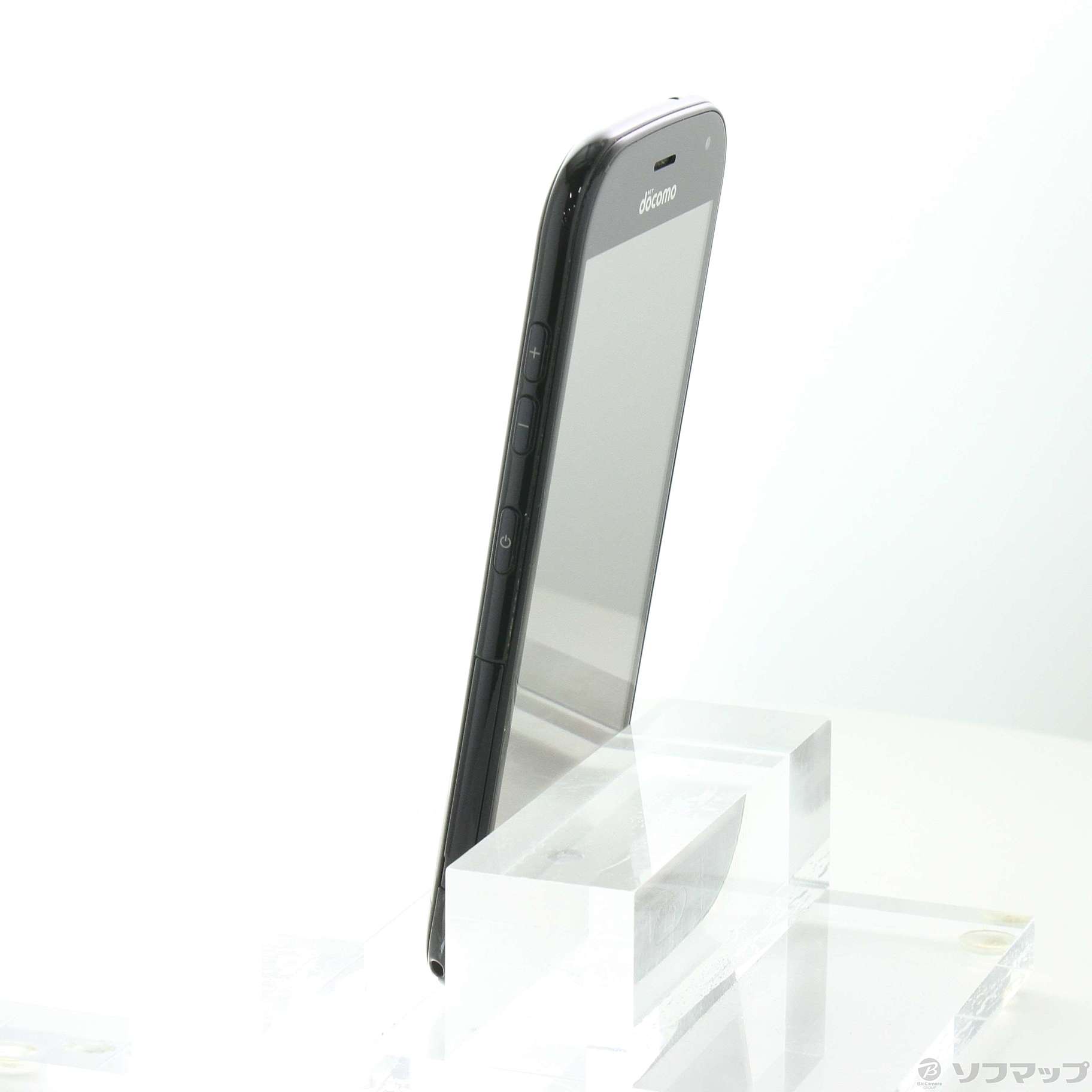 中古】らくらくスマートフォン me 32GB ブラック F-01L docomoロック