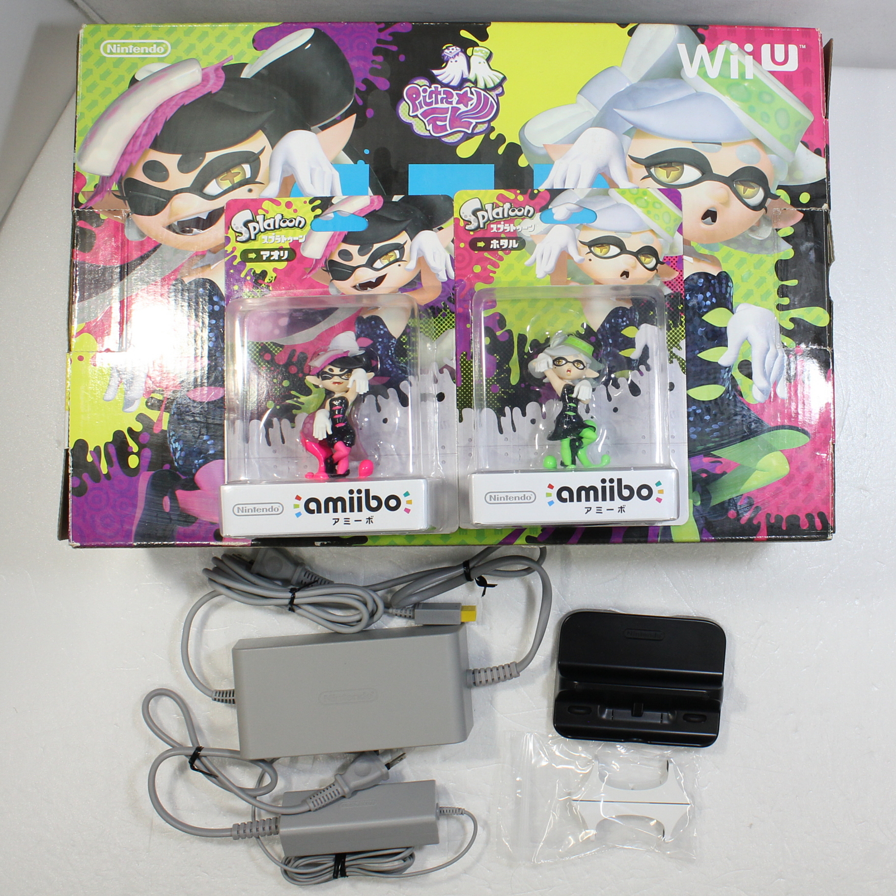 中古】Wii U スプラトゥーン セット amiibo アオリ・ホタル付き WUP-S