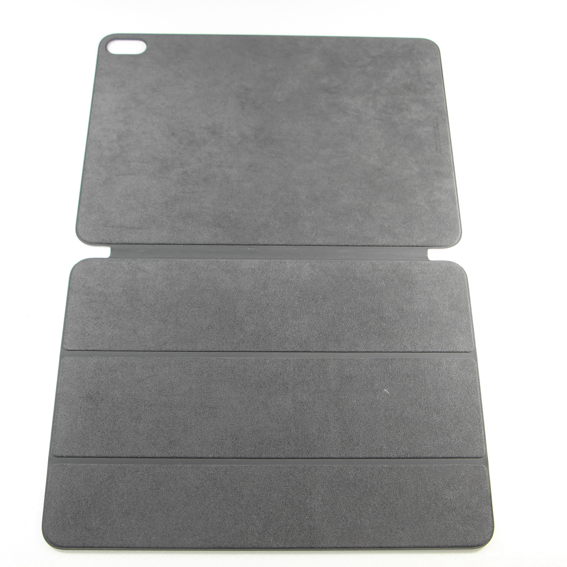 中古】iPad Air 第4世代用 Smart Folio MH0D3FE／A ブラック 