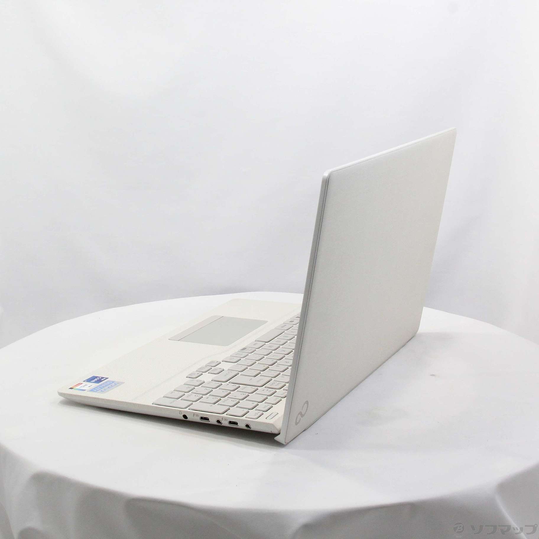 中古】LIFEBOOK TH77／E3 FMVT77E3WB アイボリーホワイト 〔Windows 10 