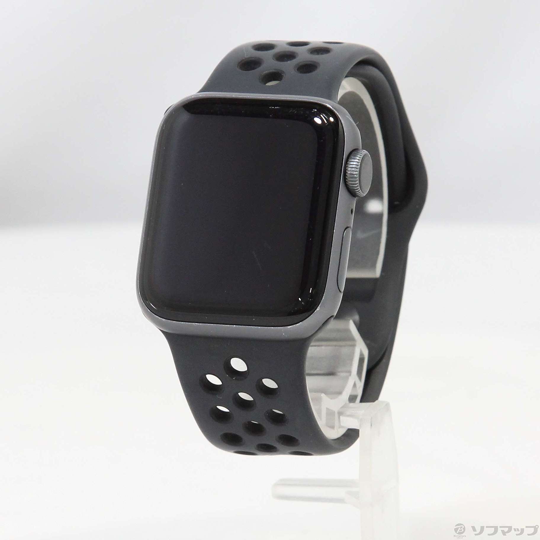 apple watch se nike スペースグレイ40mm (GPSモデル)